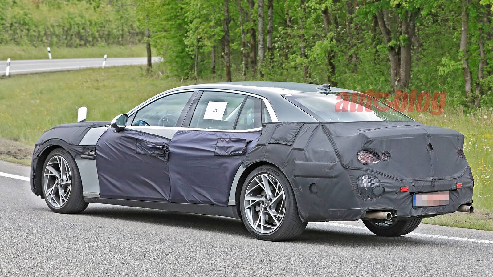 Genesis G90 prototype