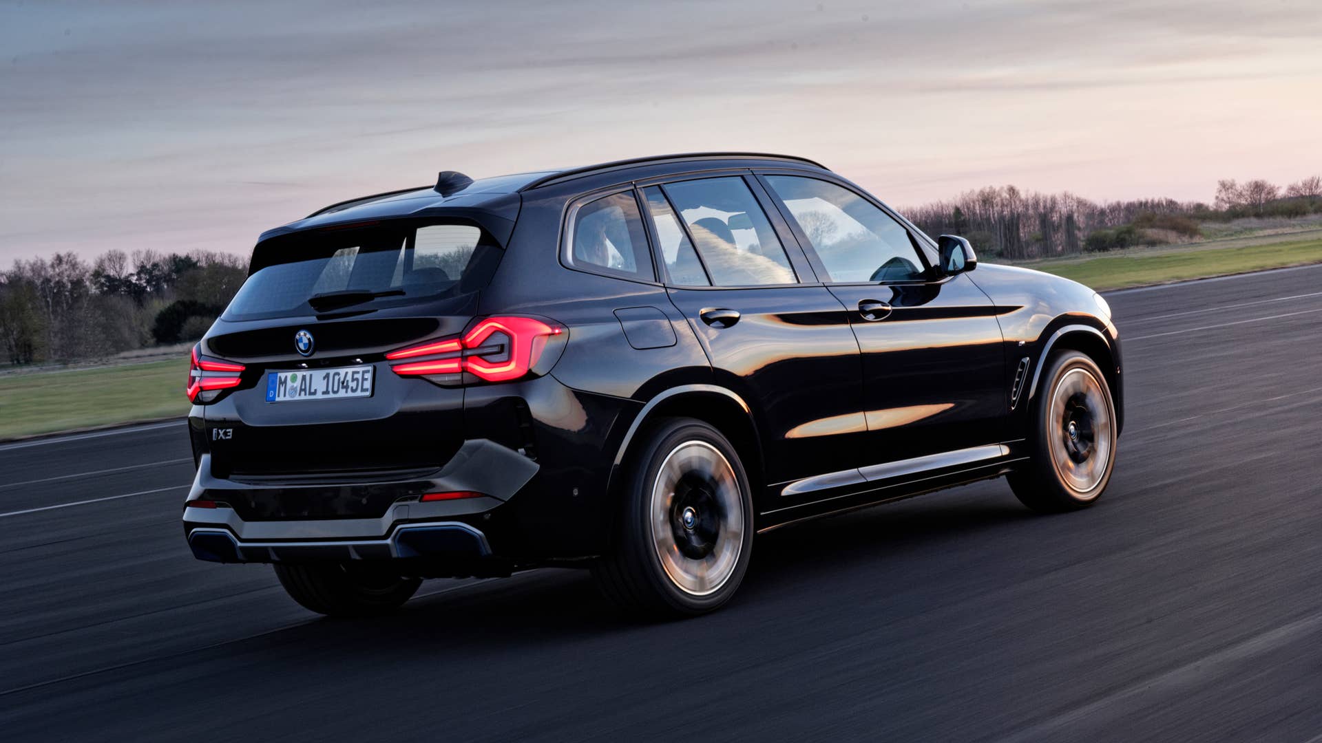 BMW iX3