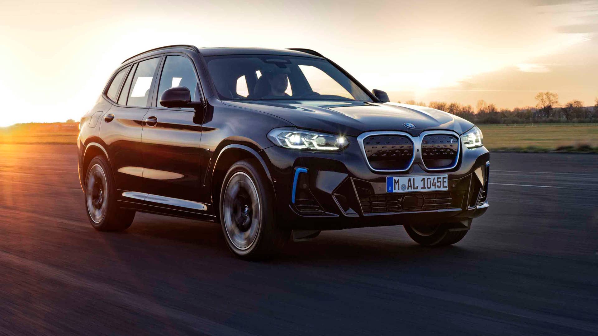 BMW iX3