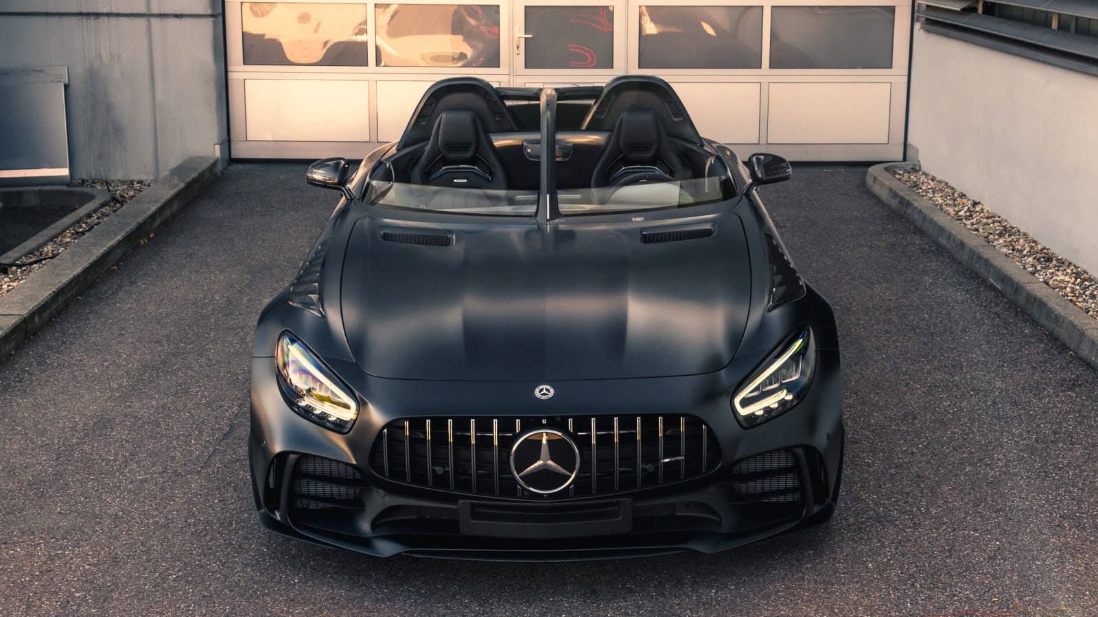 Bussink GT R Speedlegend is an extra-open Mercedes-AMG GT R