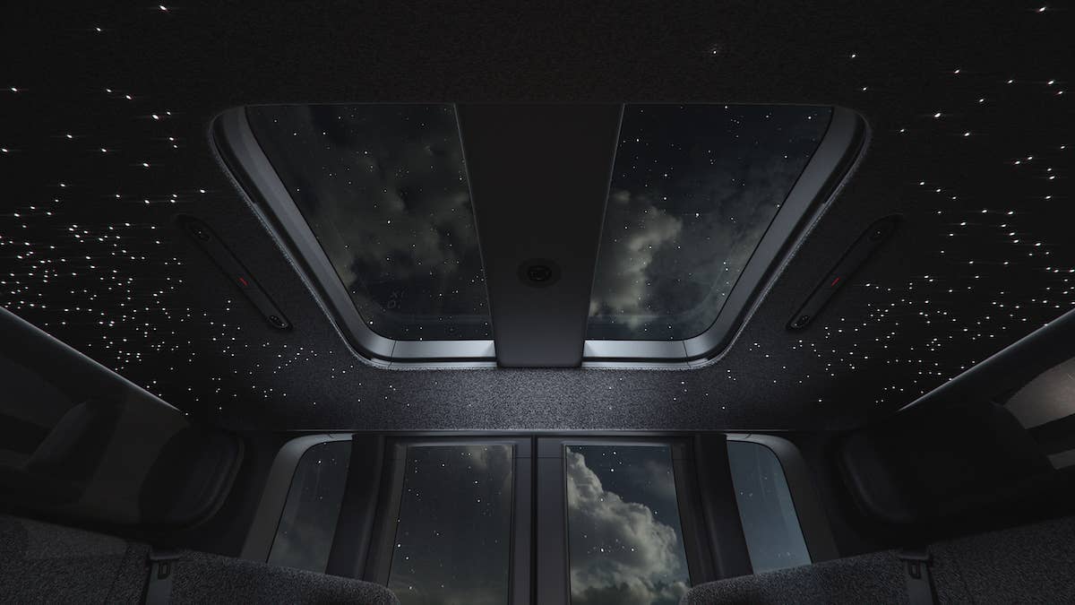 Zoox Fully Autonomous, All-electric Robotaxi