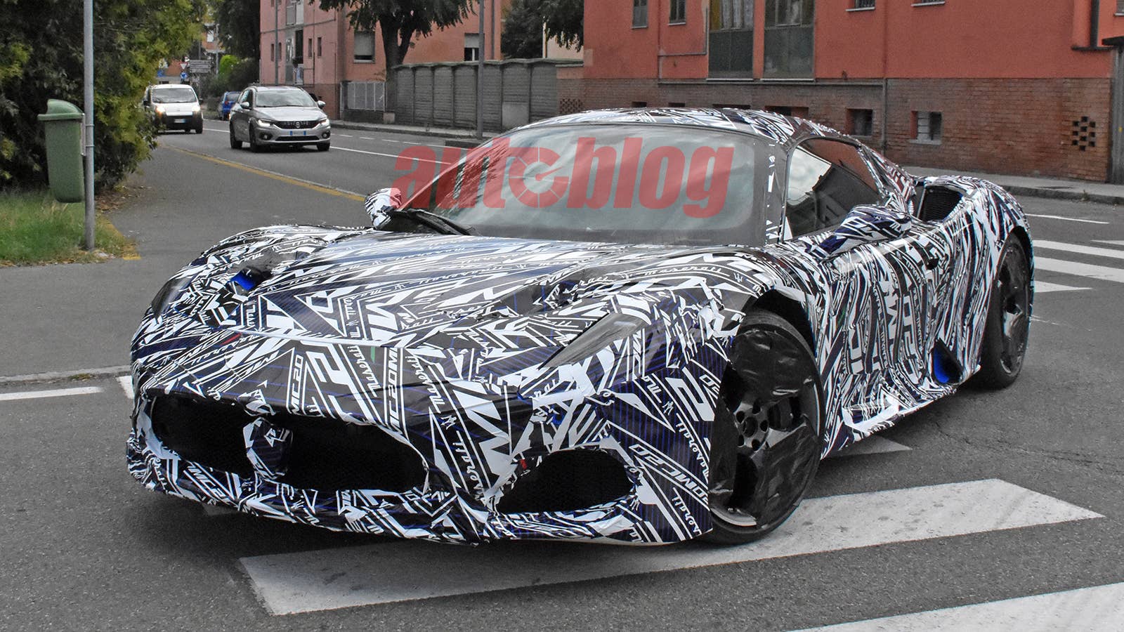 Maserati MC20