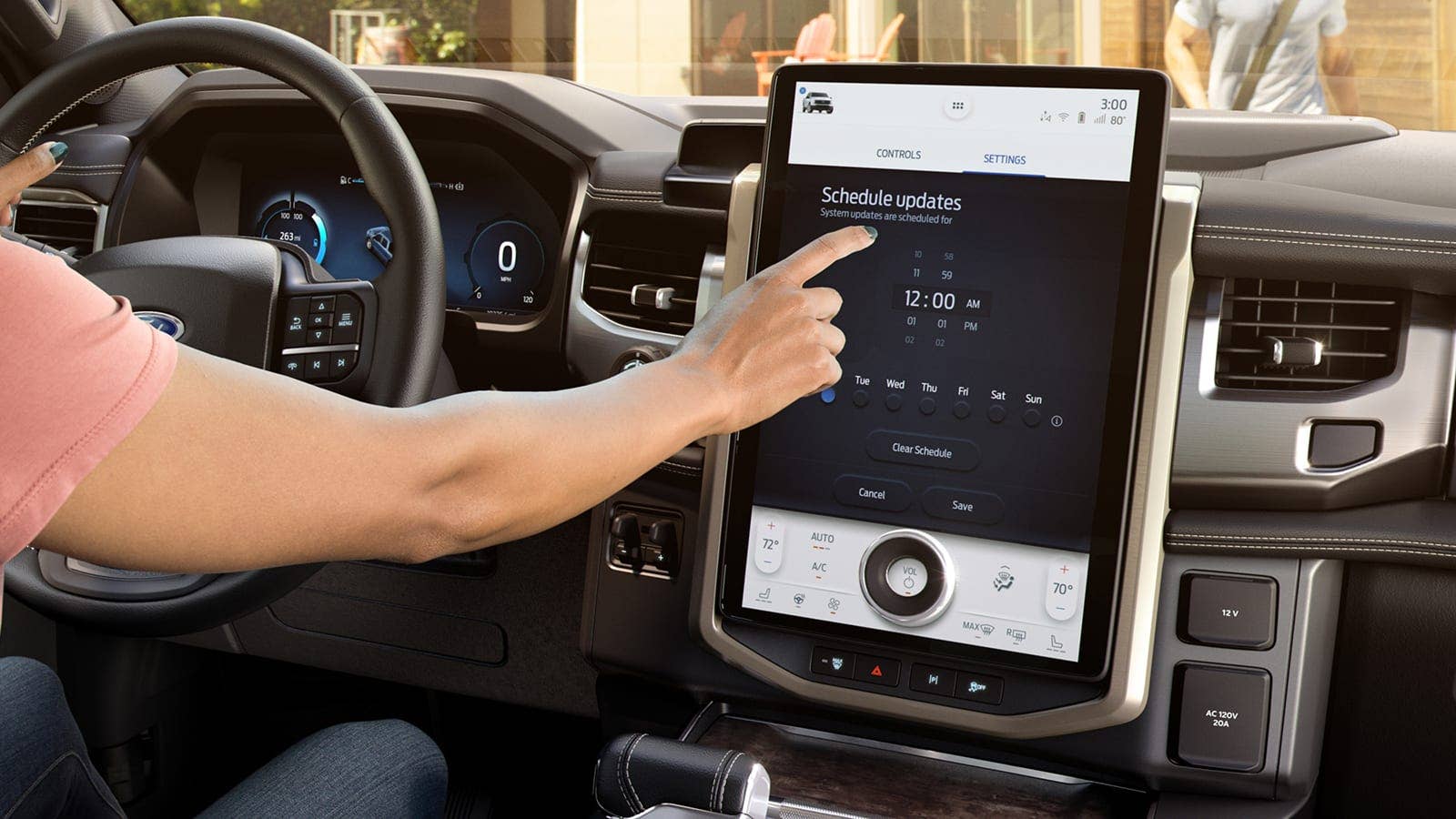 2022 Ford F-150 Lightning infotainment screen