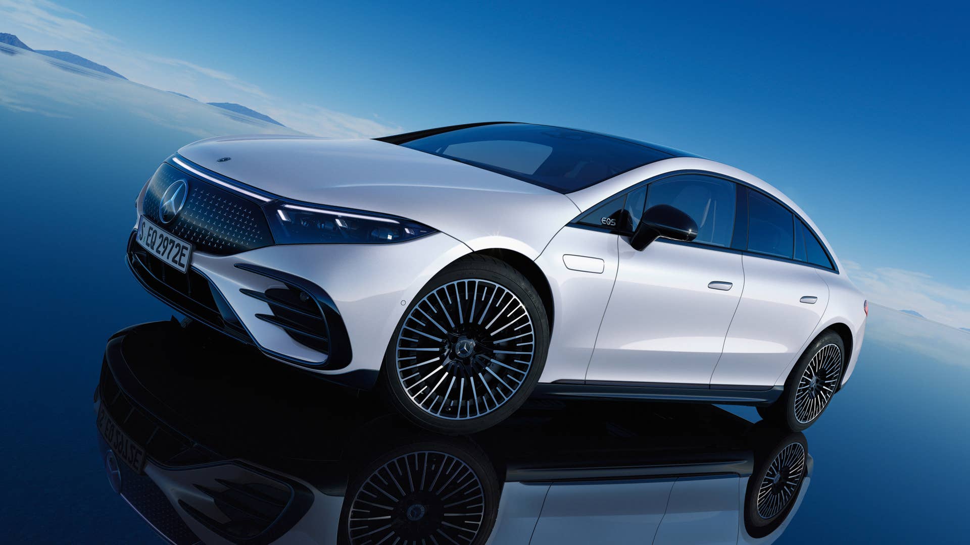 Mercedes-EQ, EQS;Stromverbrauch kombiniert: 20,0-16,9 kWh/100 km; CO2-Emissionen: 0 g/km