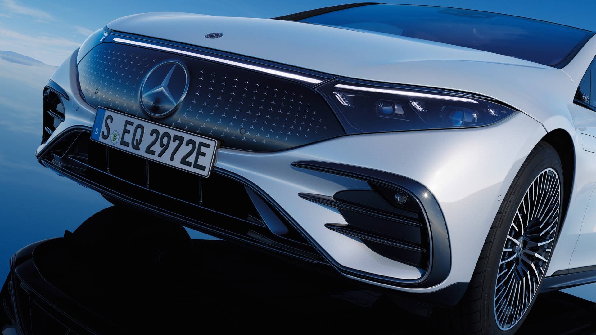 Mercedes-EQ, EQS;Stromverbrauch kombiniert: 20,0-16,9 kWh/100 km; CO2-Emissionen: 0 g/km