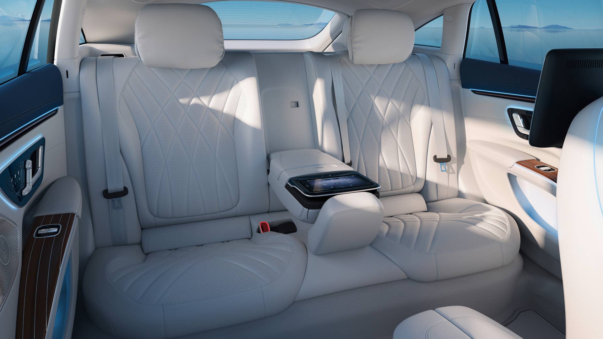 Mercedes-EQ, EQS;Stromverbrauch kombiniert: 19,1-16,0 kWh/100 km; CO2-Emissionen: 0 g/km