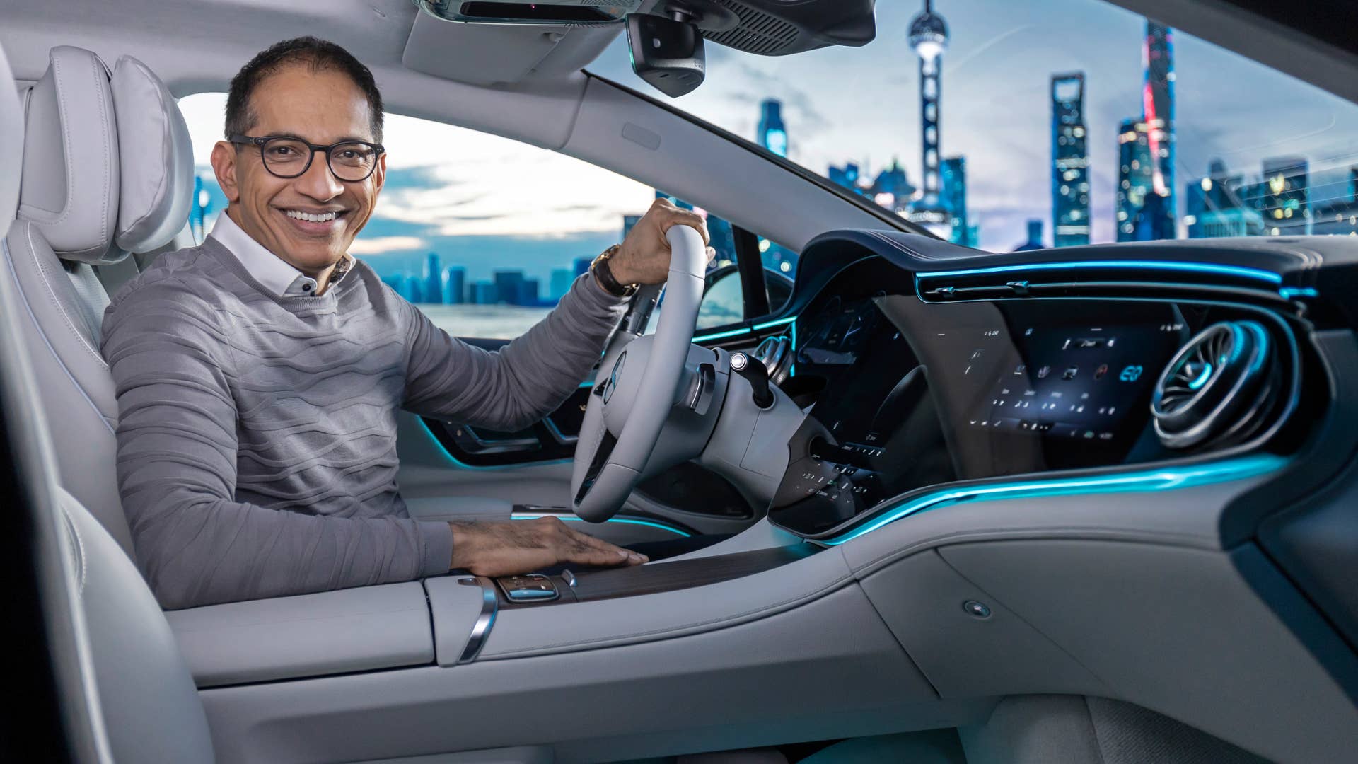 Der neue EQS, präsentiert von Sajjad Khan; Sajjad Khan, Mitglied des Vorstands der Mercedes-Benz AG, CTO The new EQS, presented by Sajjad Khan; Sajjad Khan, Member of the Board of Management of Mercedes-Benz AG, CTO