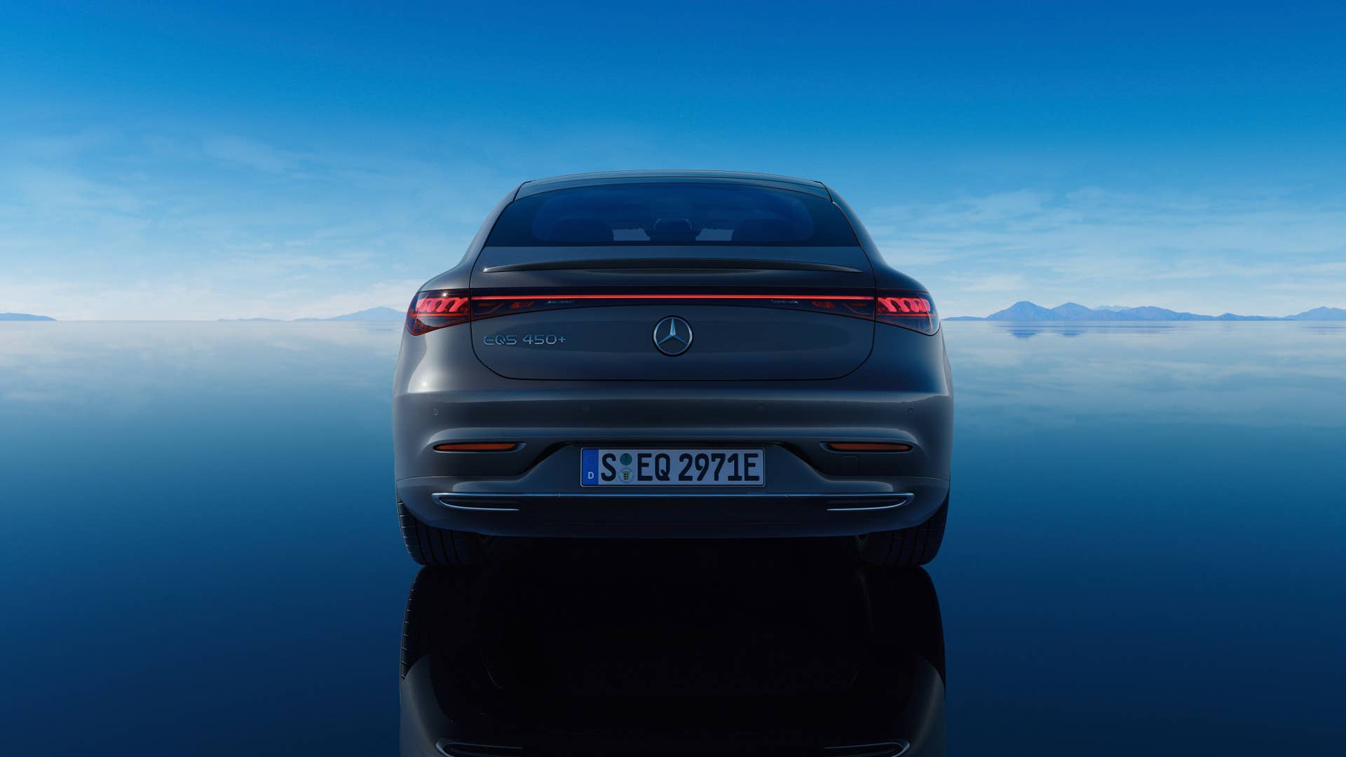 Mercedes-EQ, EQS;Stromverbrauch kombiniert: 19,1-16,0 kWh/100 km; CO2-Emissionen: 0 g/km