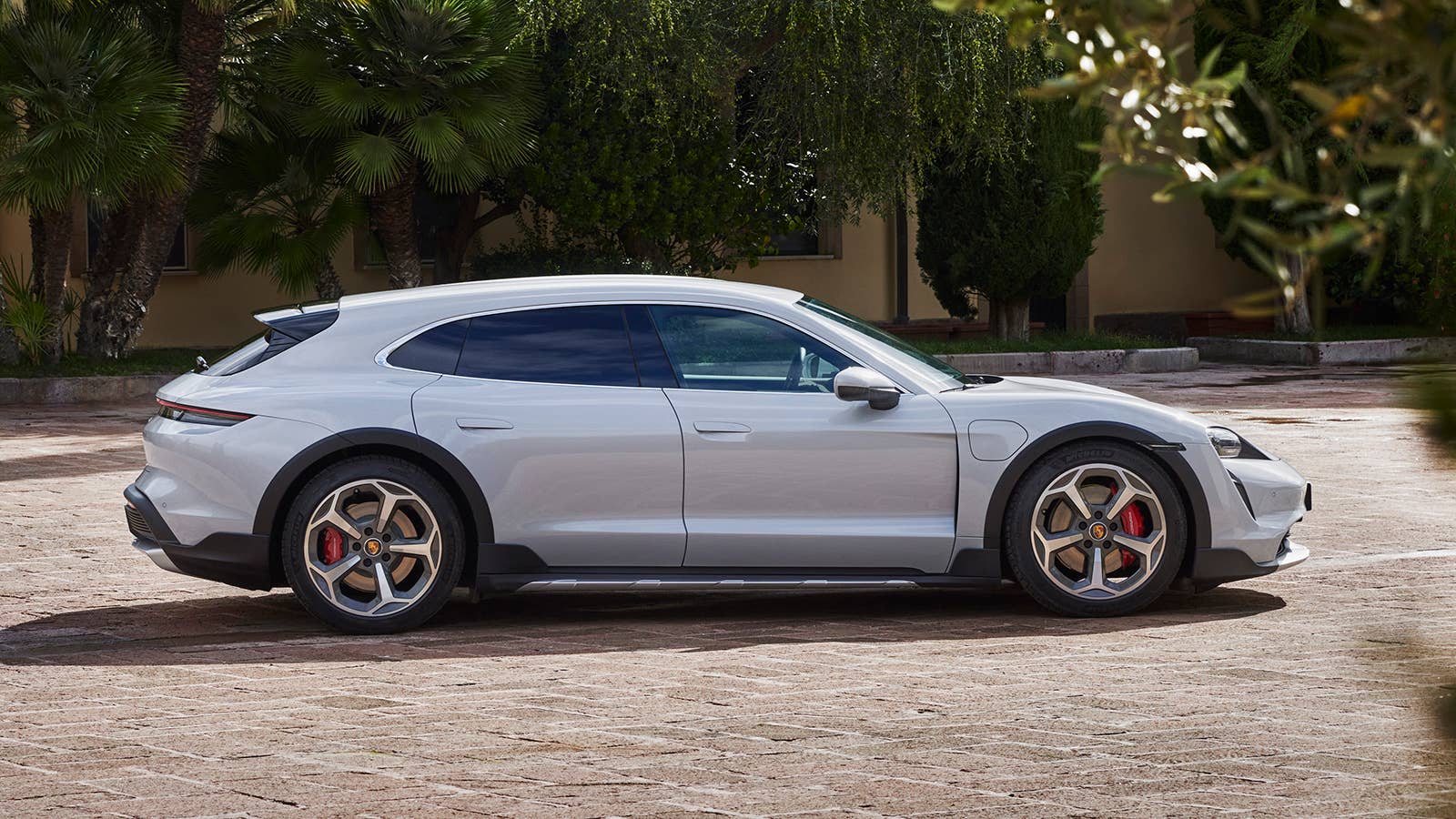 2021 Porsche Taycan Cross Turismo