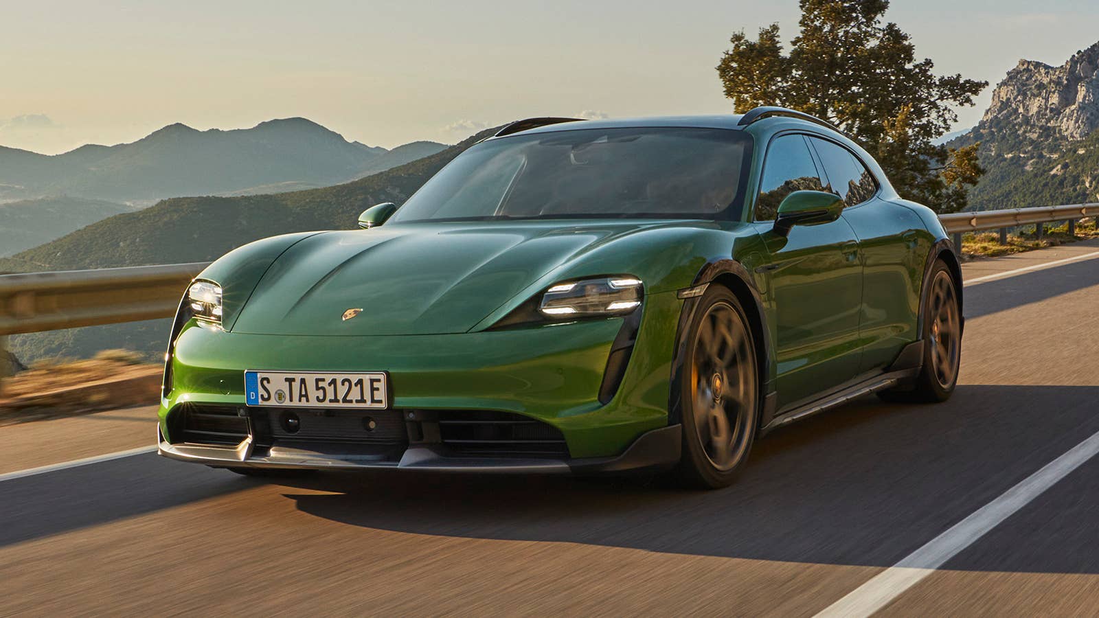 2021 Porsche Taycan Cross Turismo