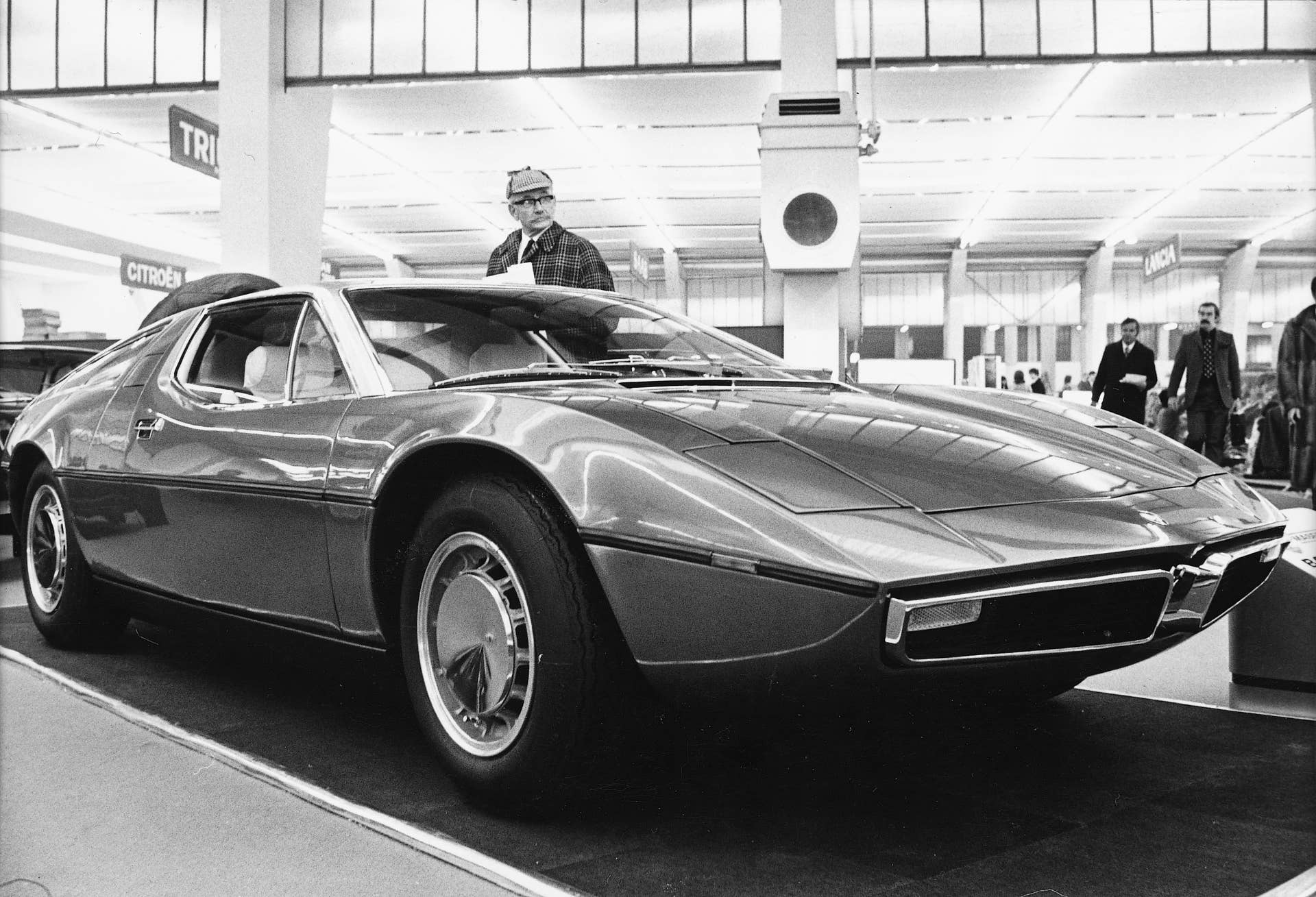 Bora - Coupè 2 posti Carrozzeria Italdesign Motore posteriore Presentazione dell'auto in occasione del Salone di Ginevra.