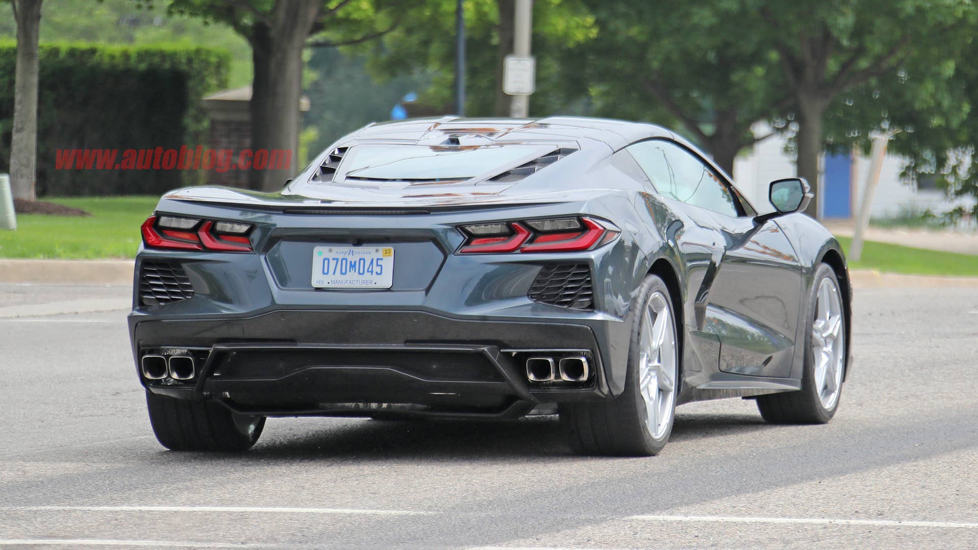 2020 Chevy Corvette Stingray in dark gray