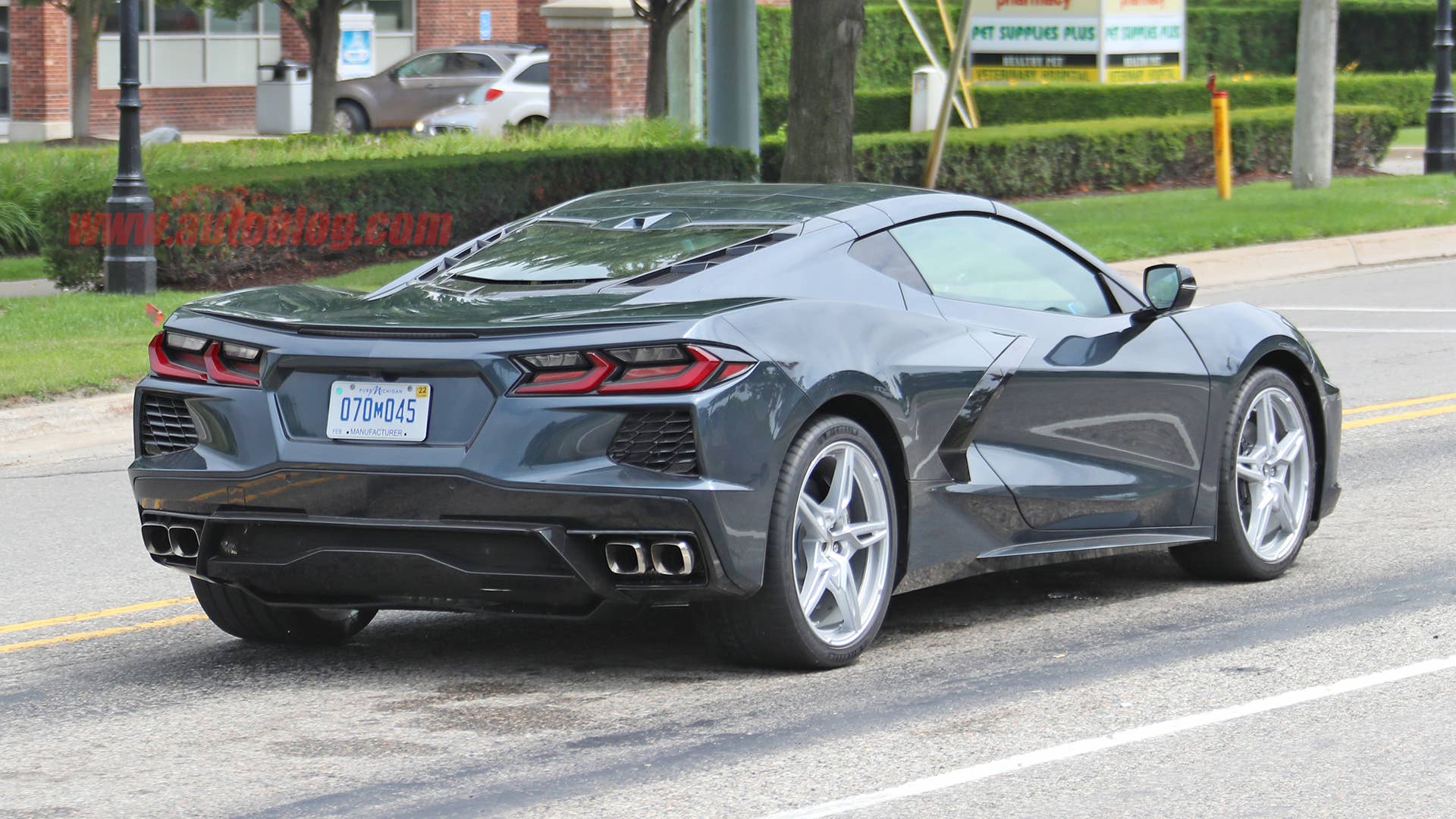 2020 Chevy Corvette Stingray in dark gray