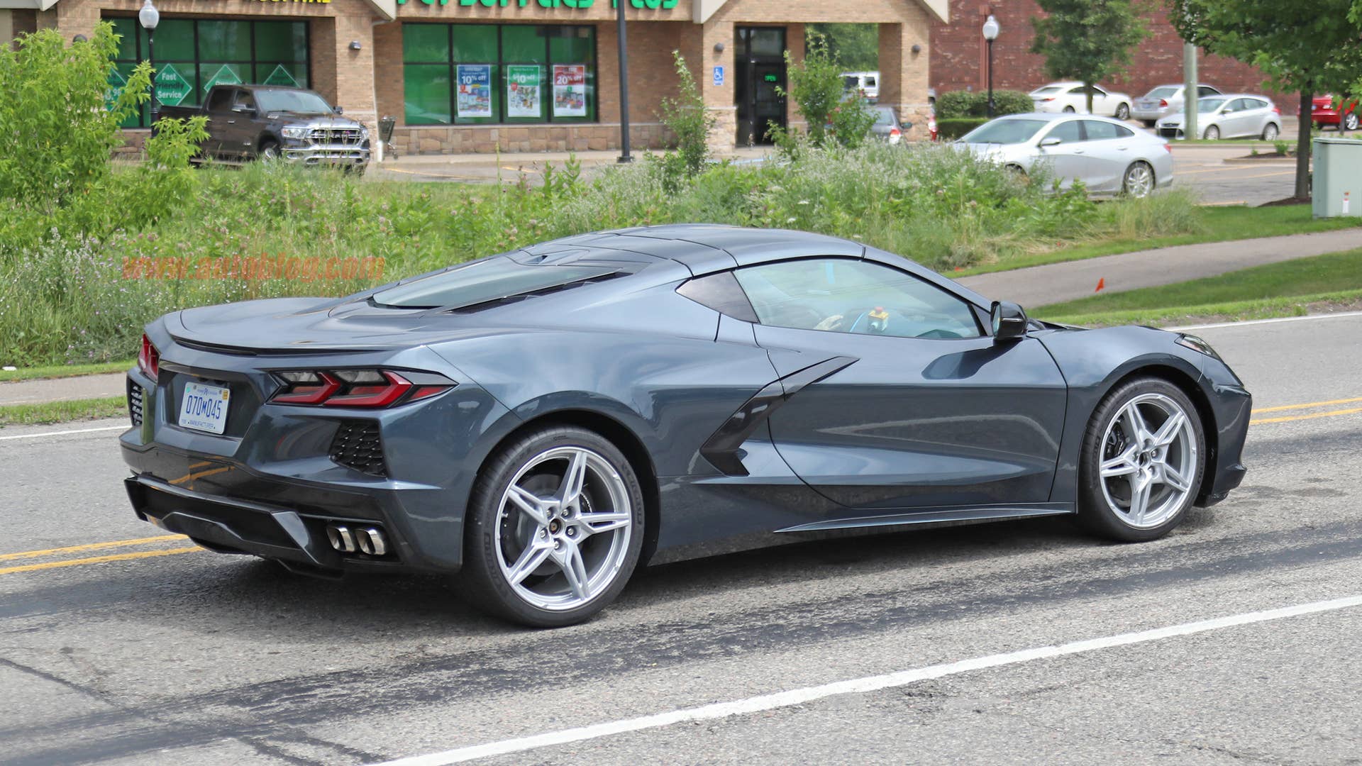 2020 Chevy Corvette Stingray in dark gray