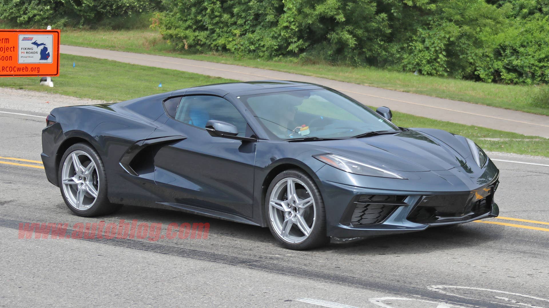2020 Chevy Corvette Stingray in dark gray