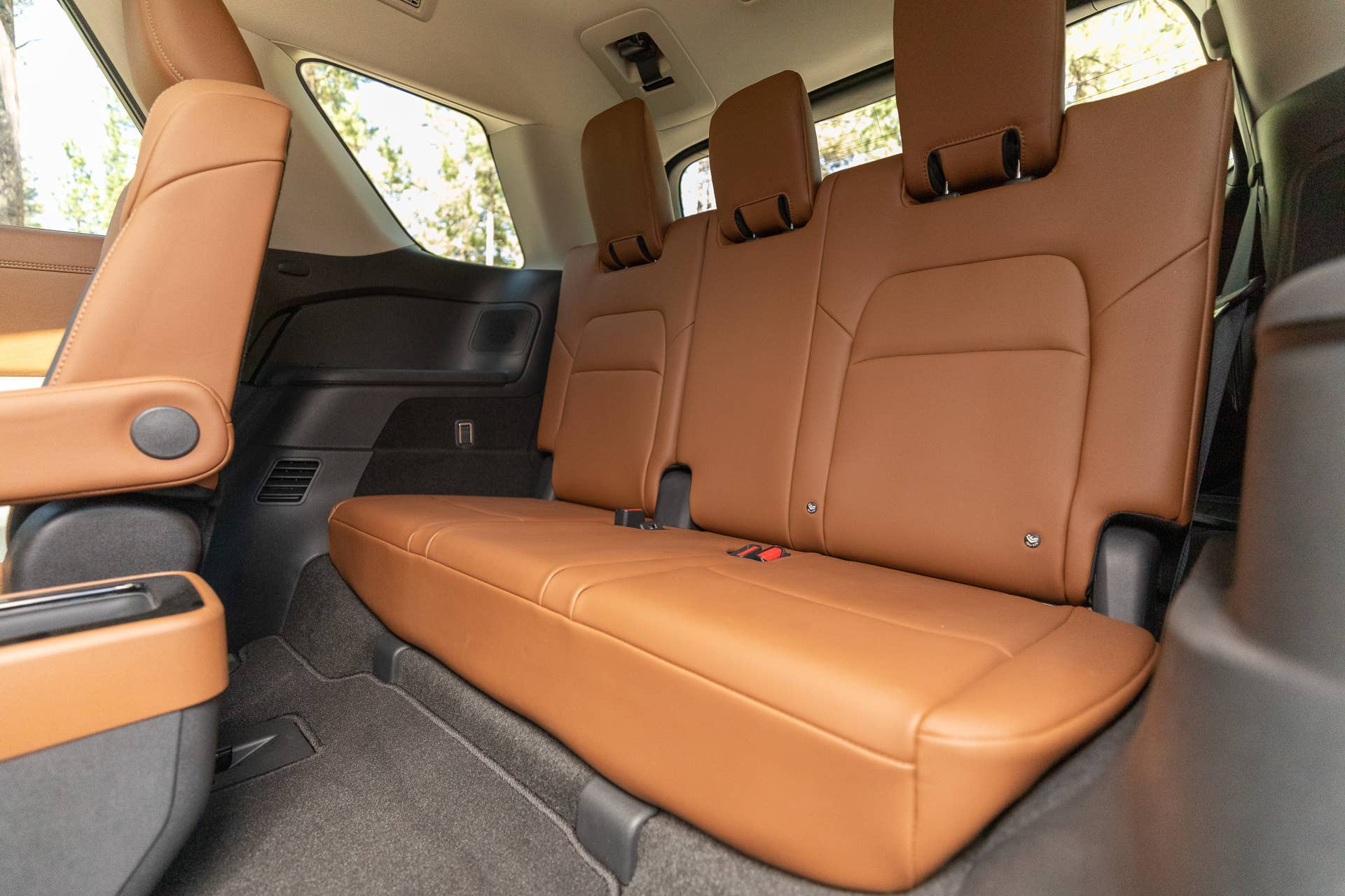 The interior of the all-new adventure-ready Pathfinder features refined new materials and a robust, open design. Driver and passengers are greeted with a modern, spaciousness environment.