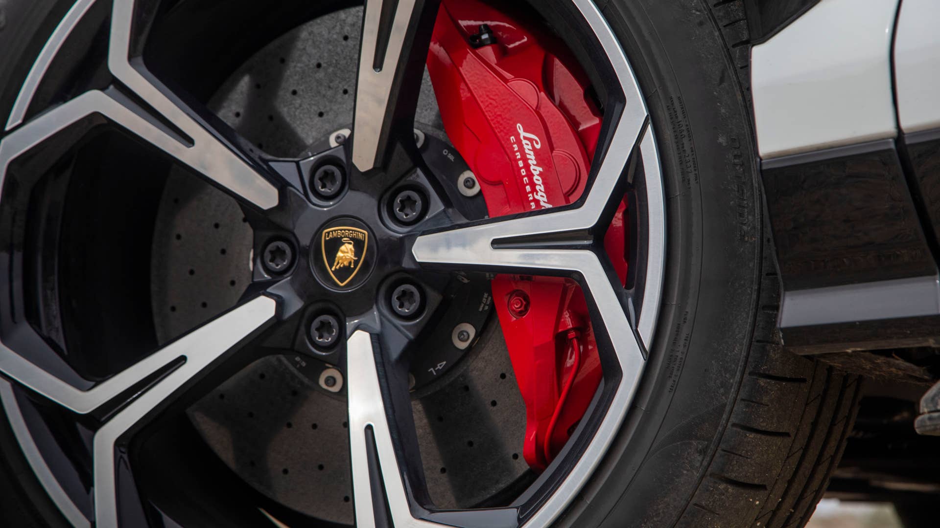 2019 Lamborghini Urus