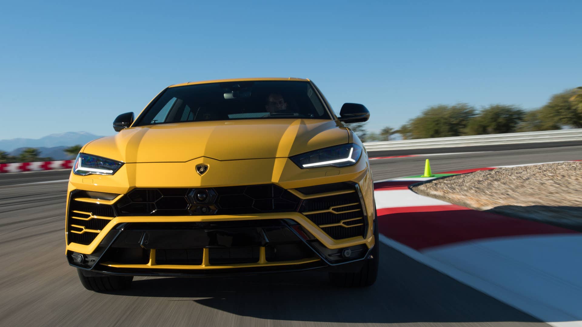 2019 Lamborghini Urus