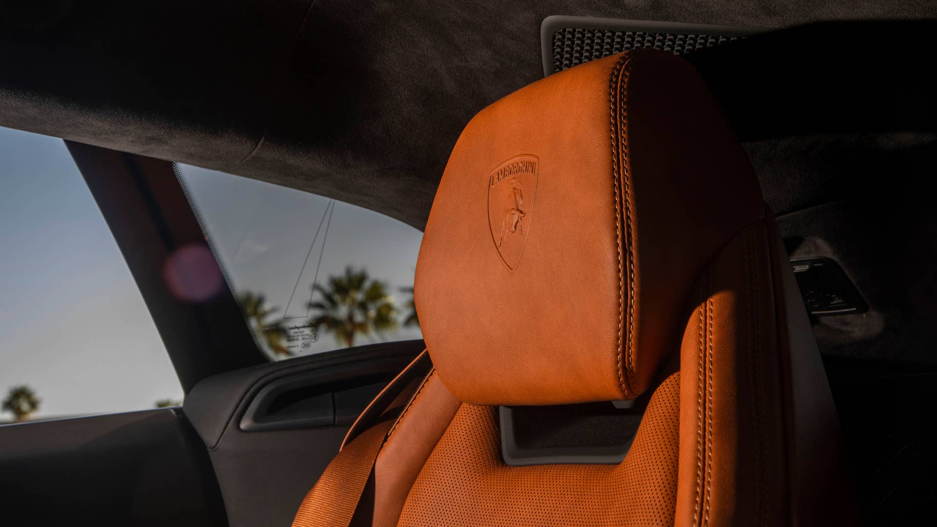 2019 Lamborghini Urus