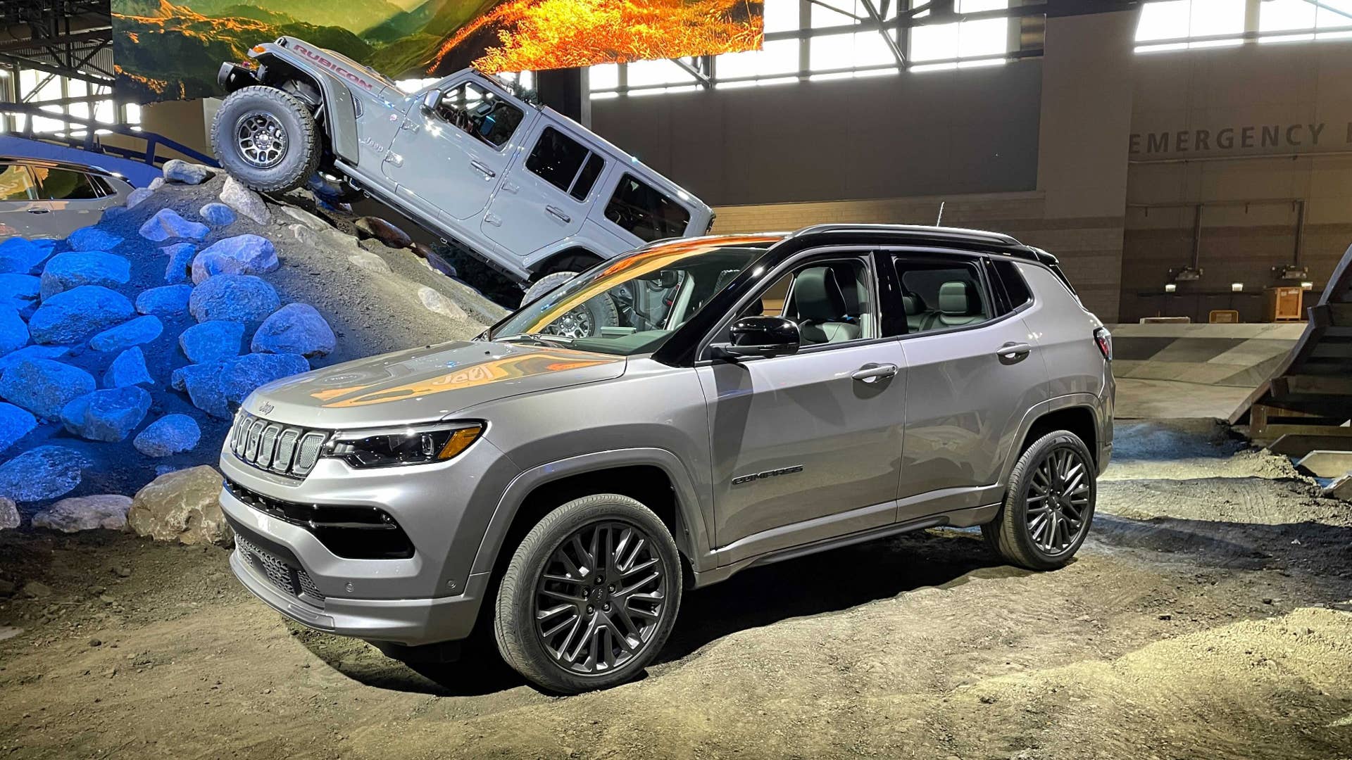 2022 Jeep Compass gets a refresh with a much sharper interior - Autoblog