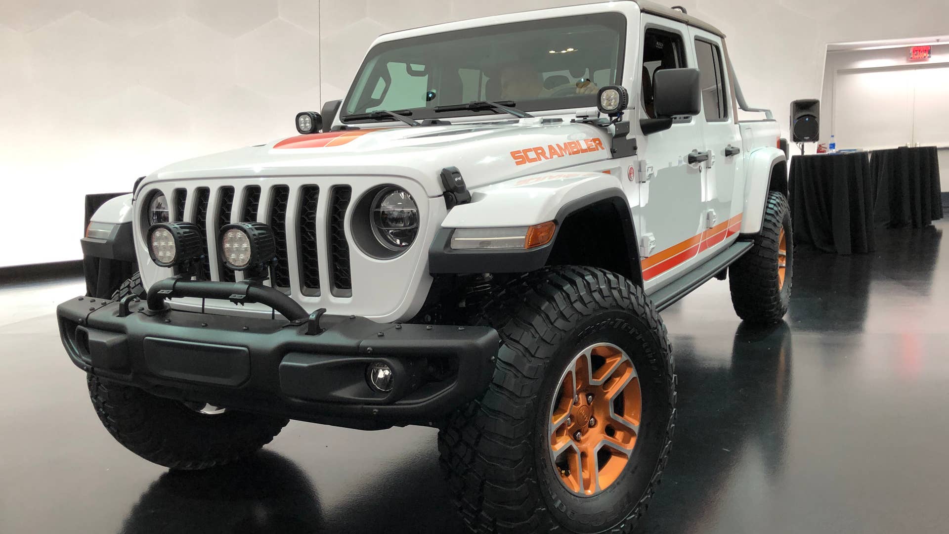 Jeep JT Scrambler Concept