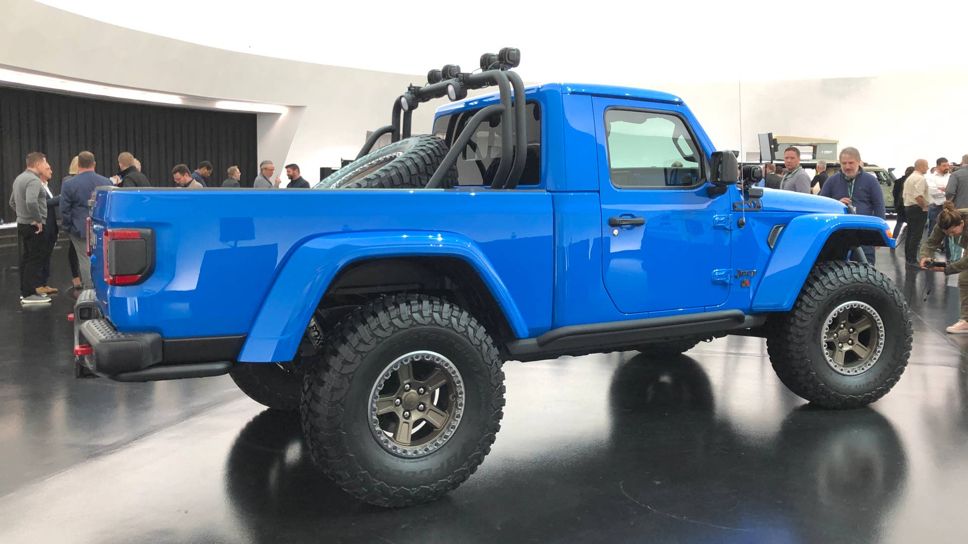 Jeep J6 Concept