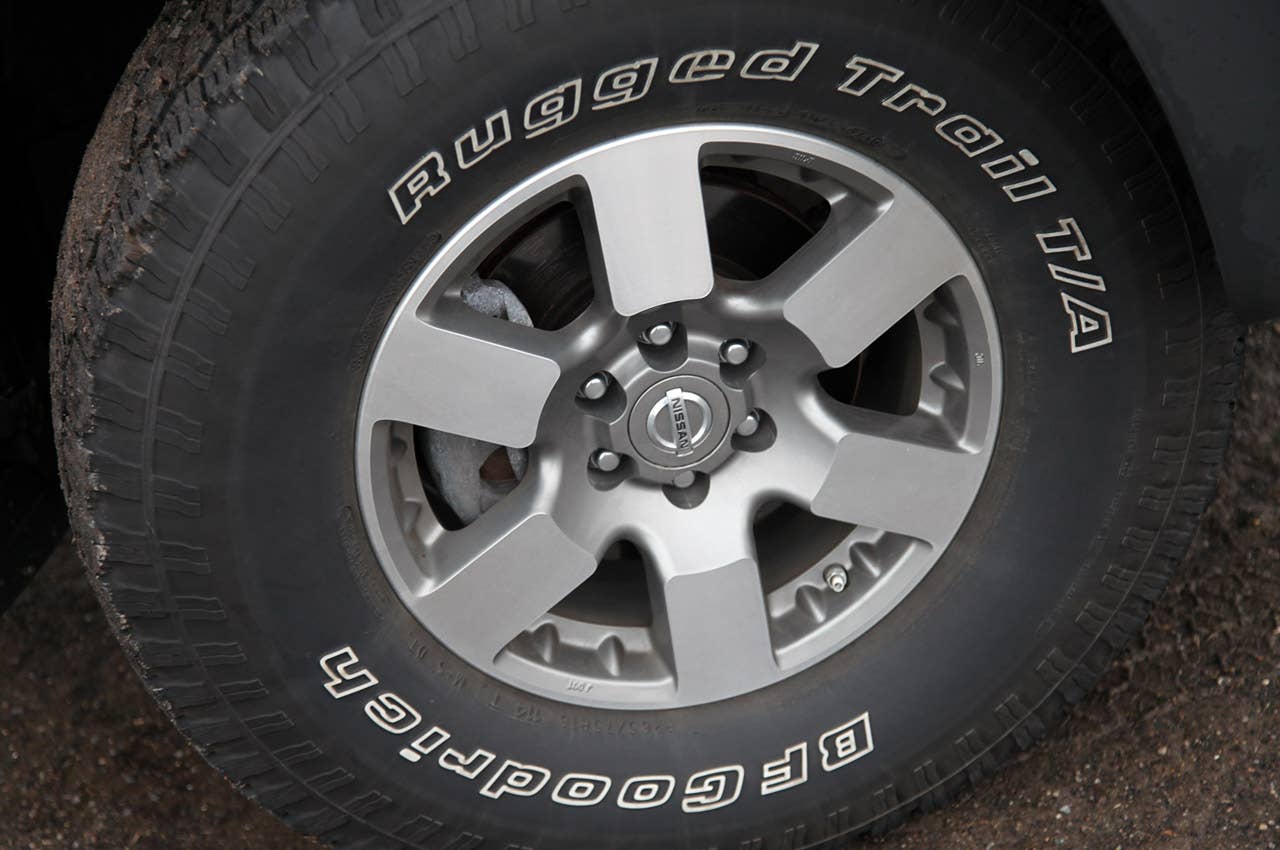 2011 Nissan Xterra Pro-4X wheel