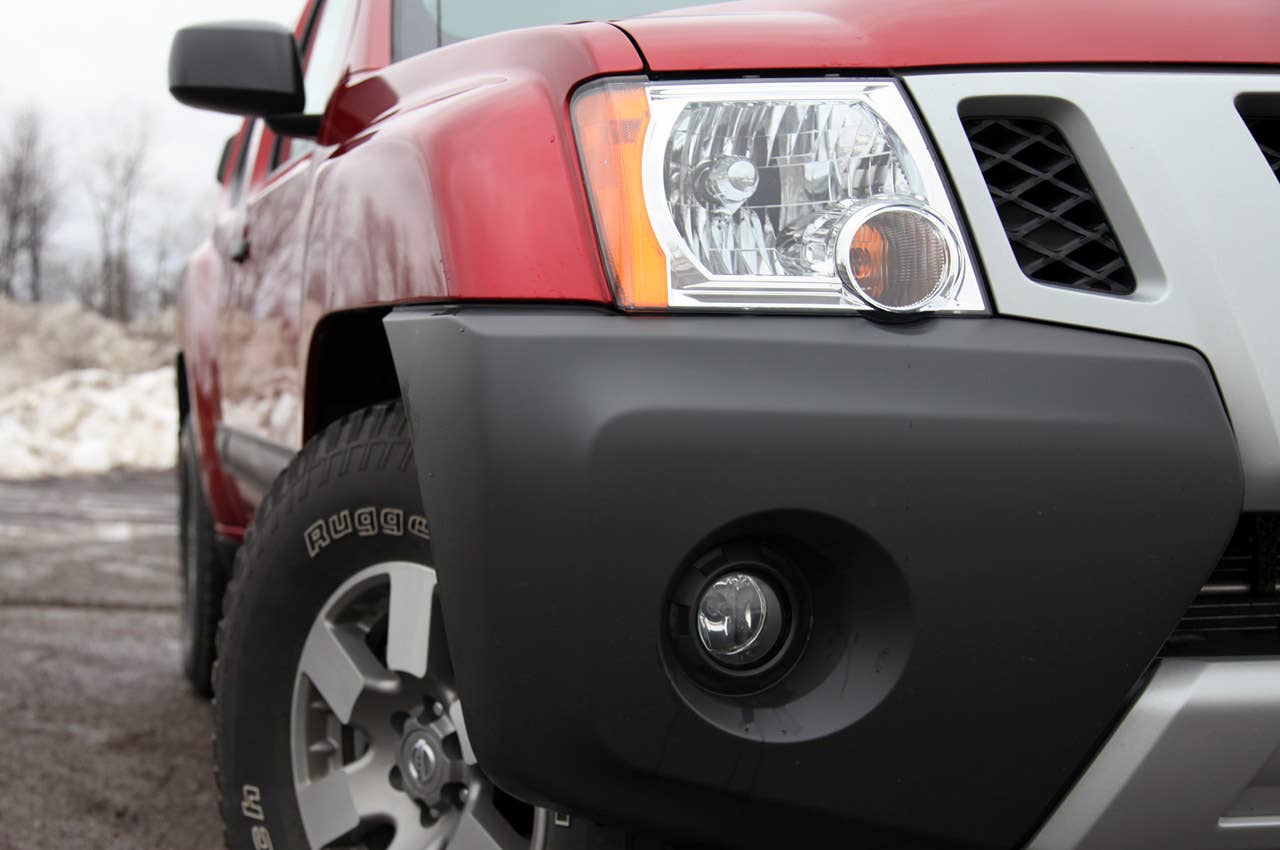 2011 Nissan Xterra Pro-4X front detail