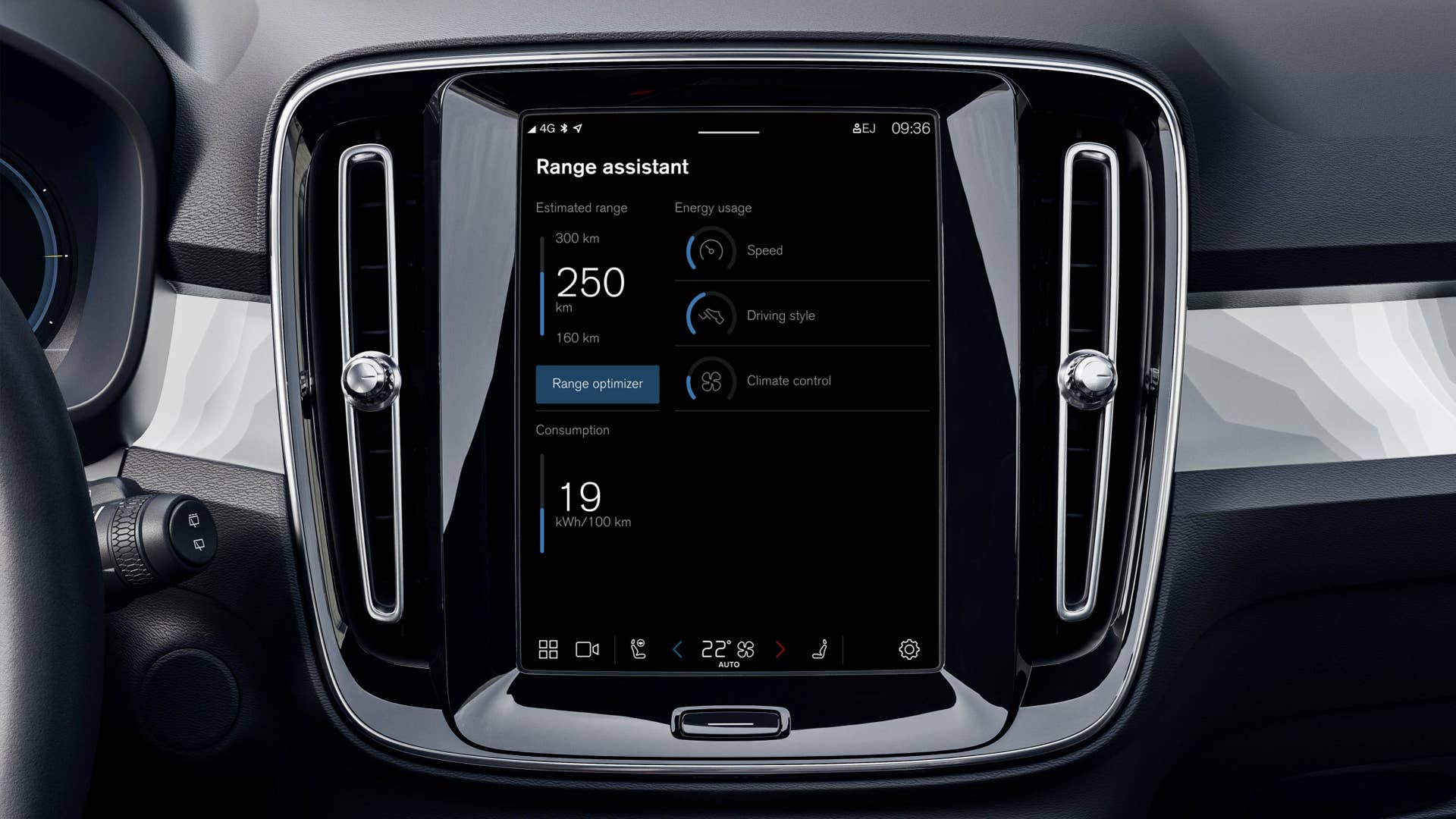 Volvo Cars’ new Range Assistant app: the range optimizer helps adjust the climate system to maximise driving range.