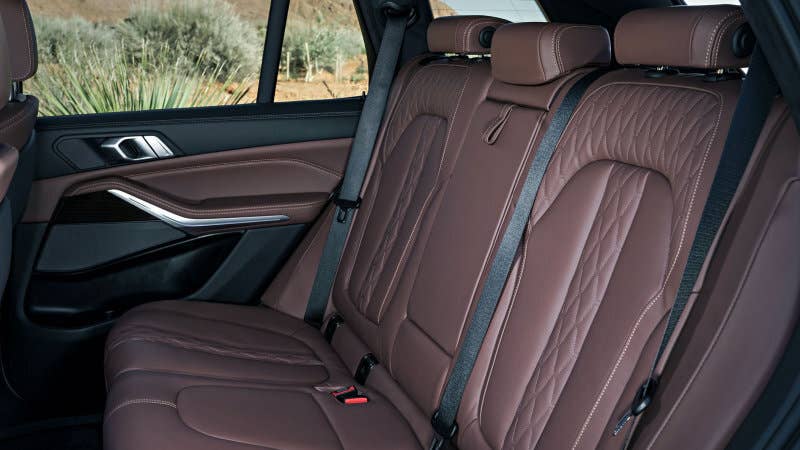 2019 BMW X5 completely redesigned with better looks, luxury, technology