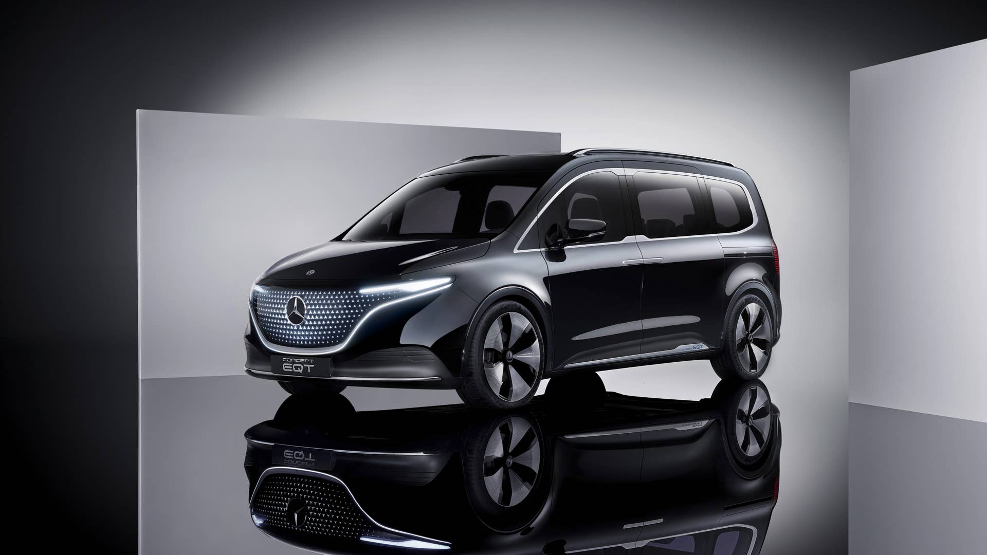 Mercedes-EQ Concept EQT 2021