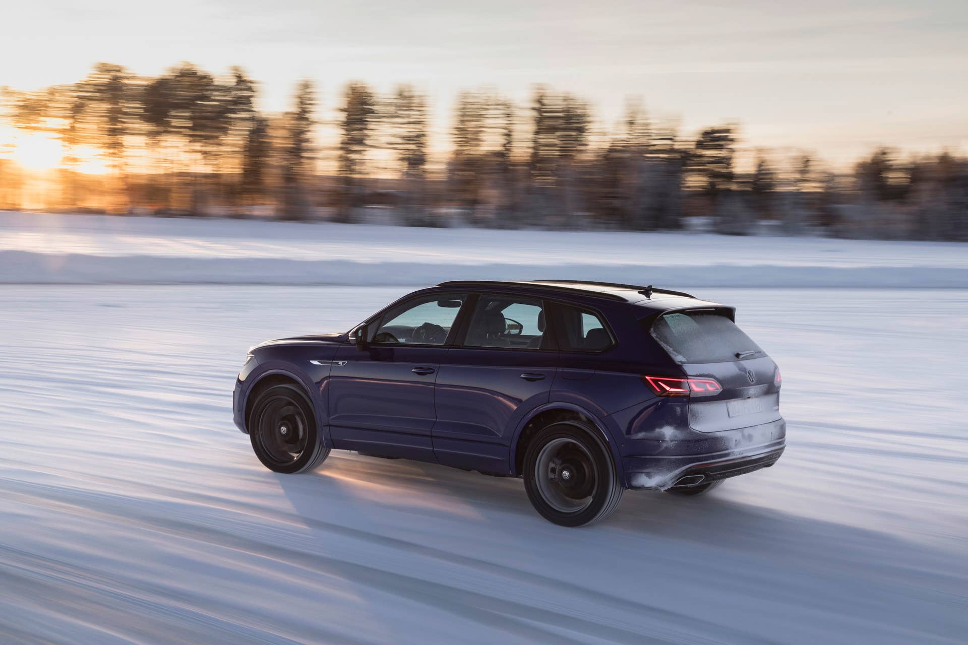 Volkswgaen launches its first plug-in hybrid R car, the Touareg R with a 456-hp powertrain and all-wheel drive.