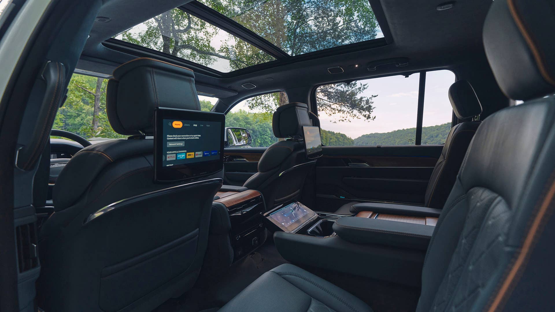 2022 Grand Wagoneer