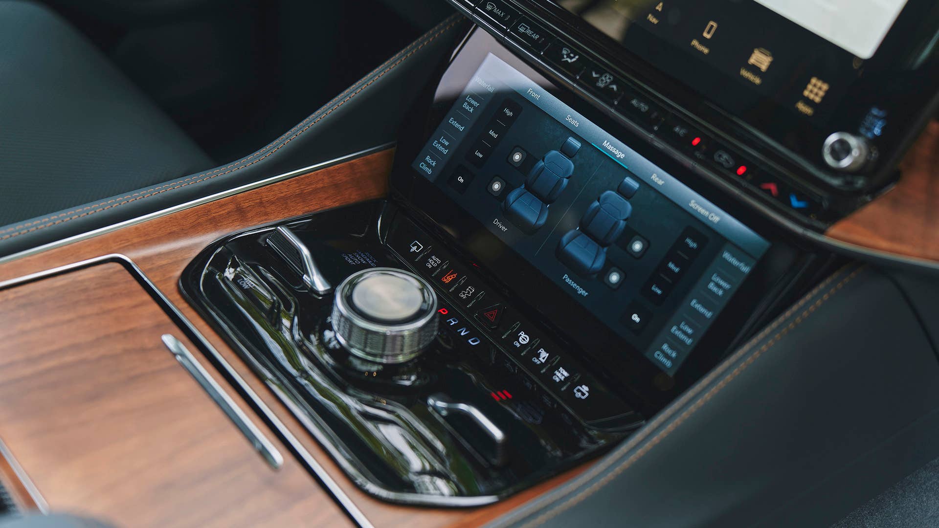 2022 Grand Wagoneer