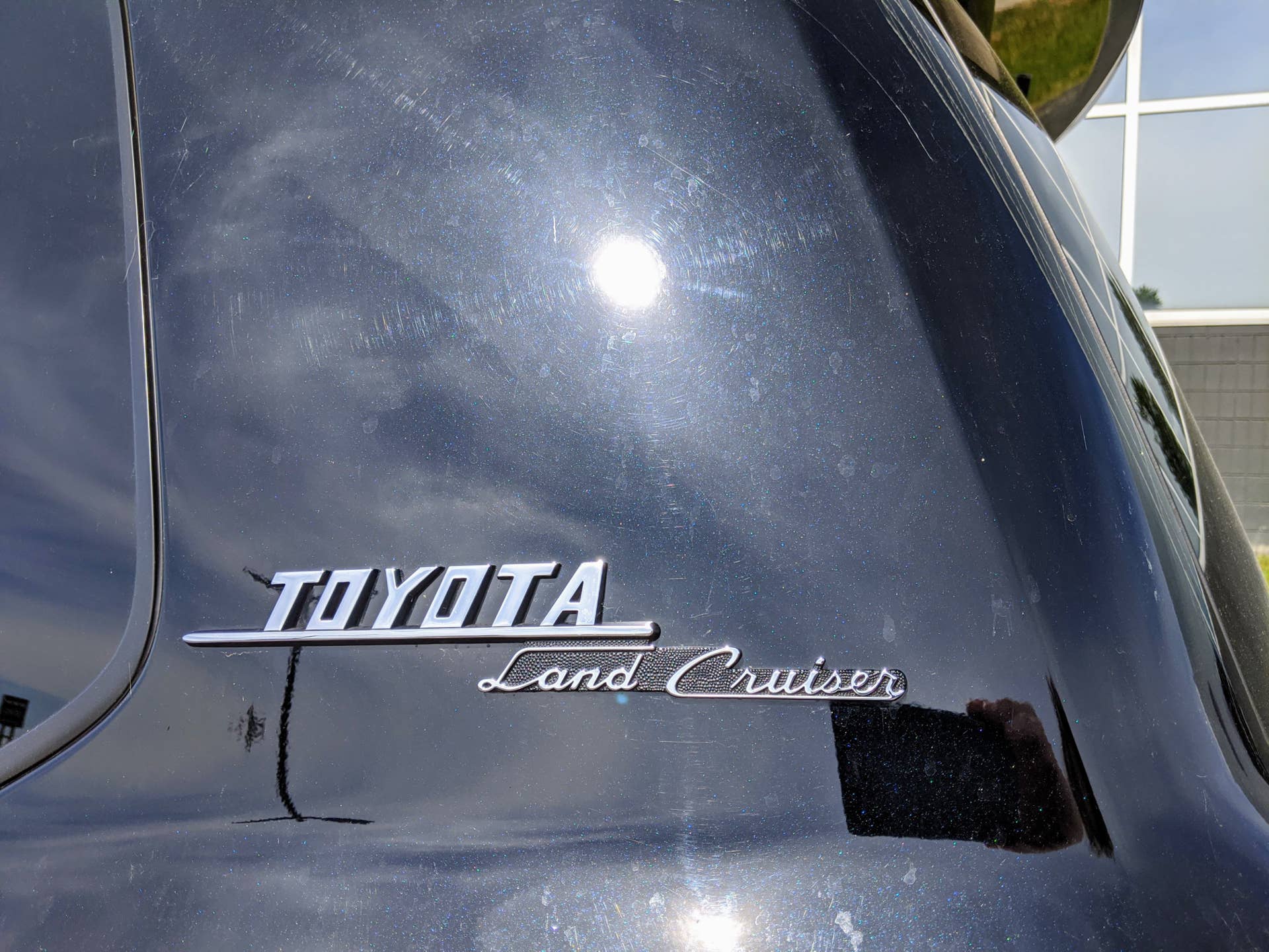 2020 Toyota Land Cruiser Heritage badges
