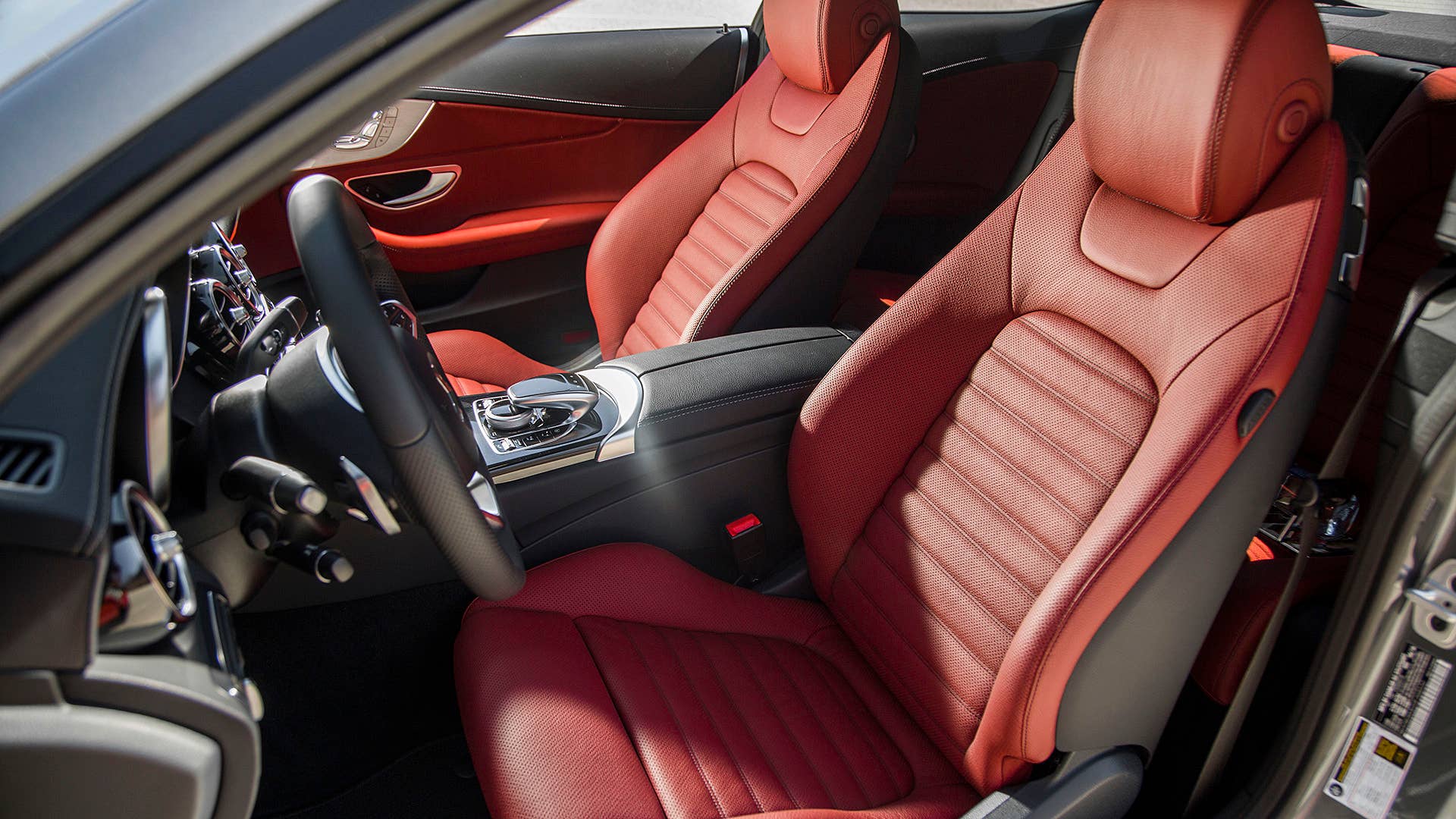 2017 Mercedes-Benz C300 Coupe front seats
