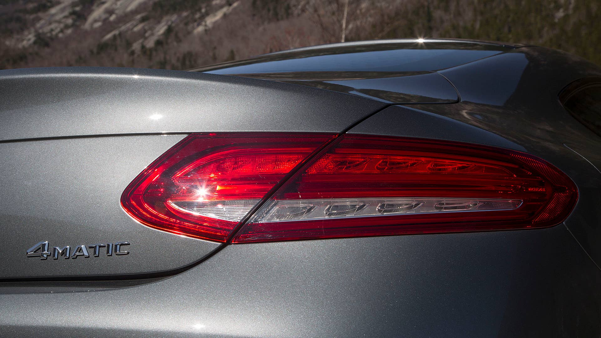 2017 Mercedes-Benz C300 Coupe taillight