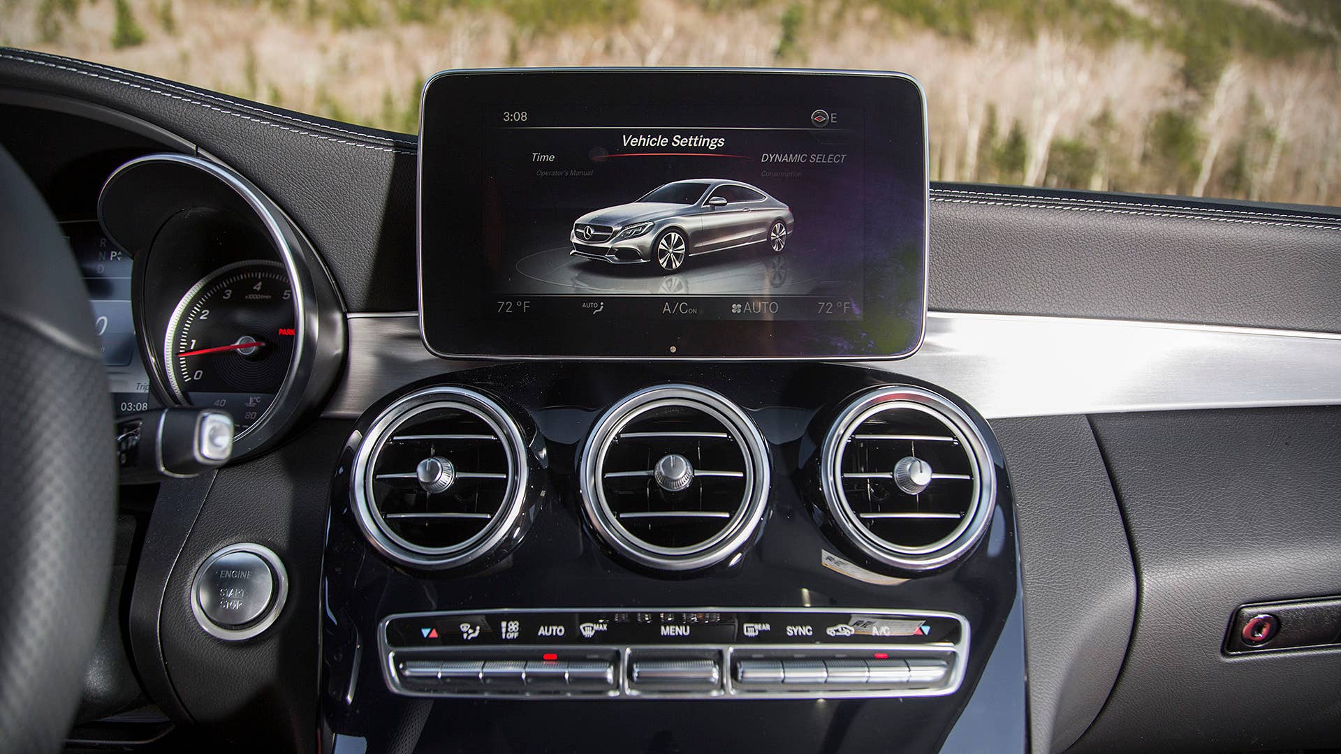 2017 Mercedes-Benz C300 Coupe instrument panel