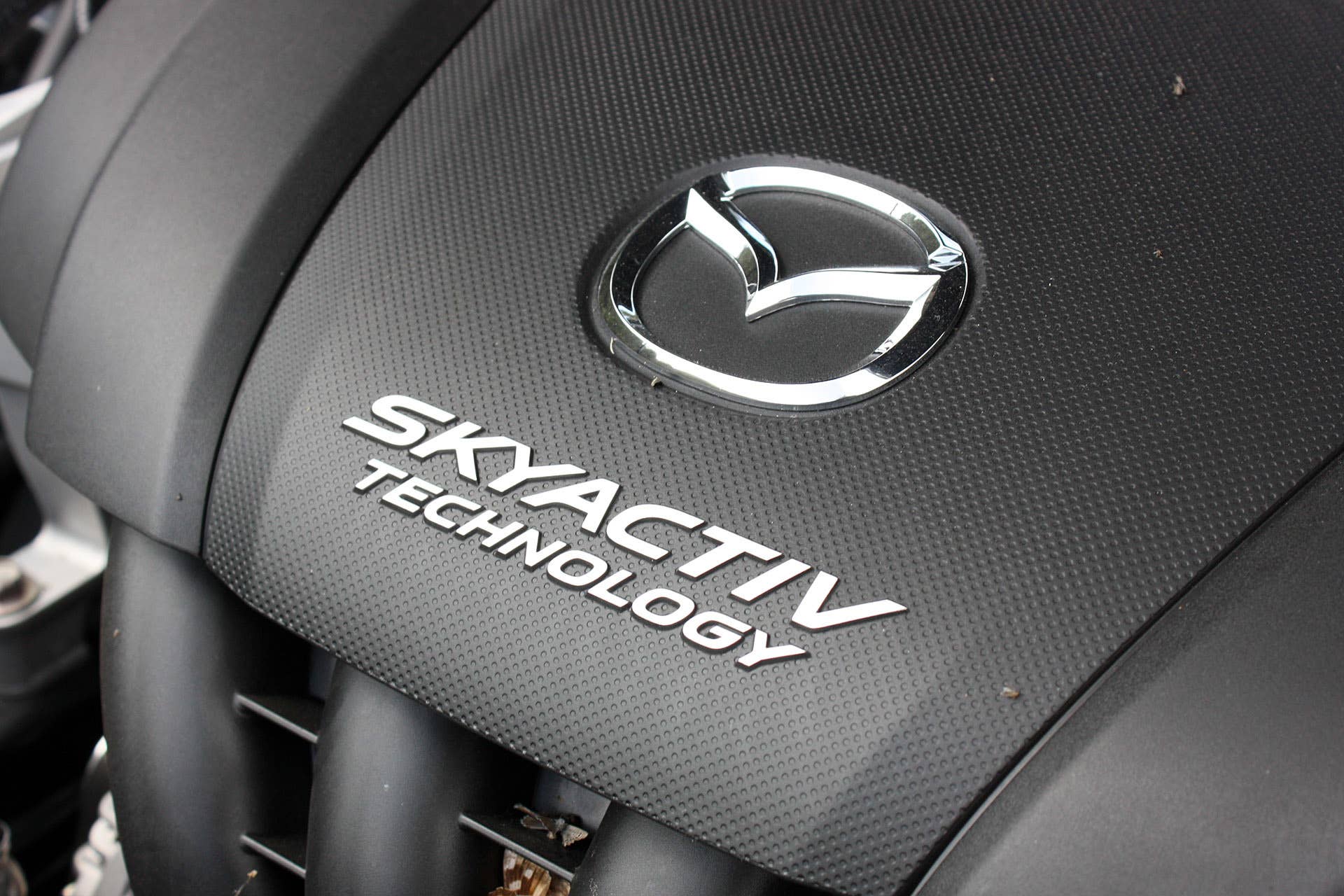 2016 Mazda CX-3 engine detail