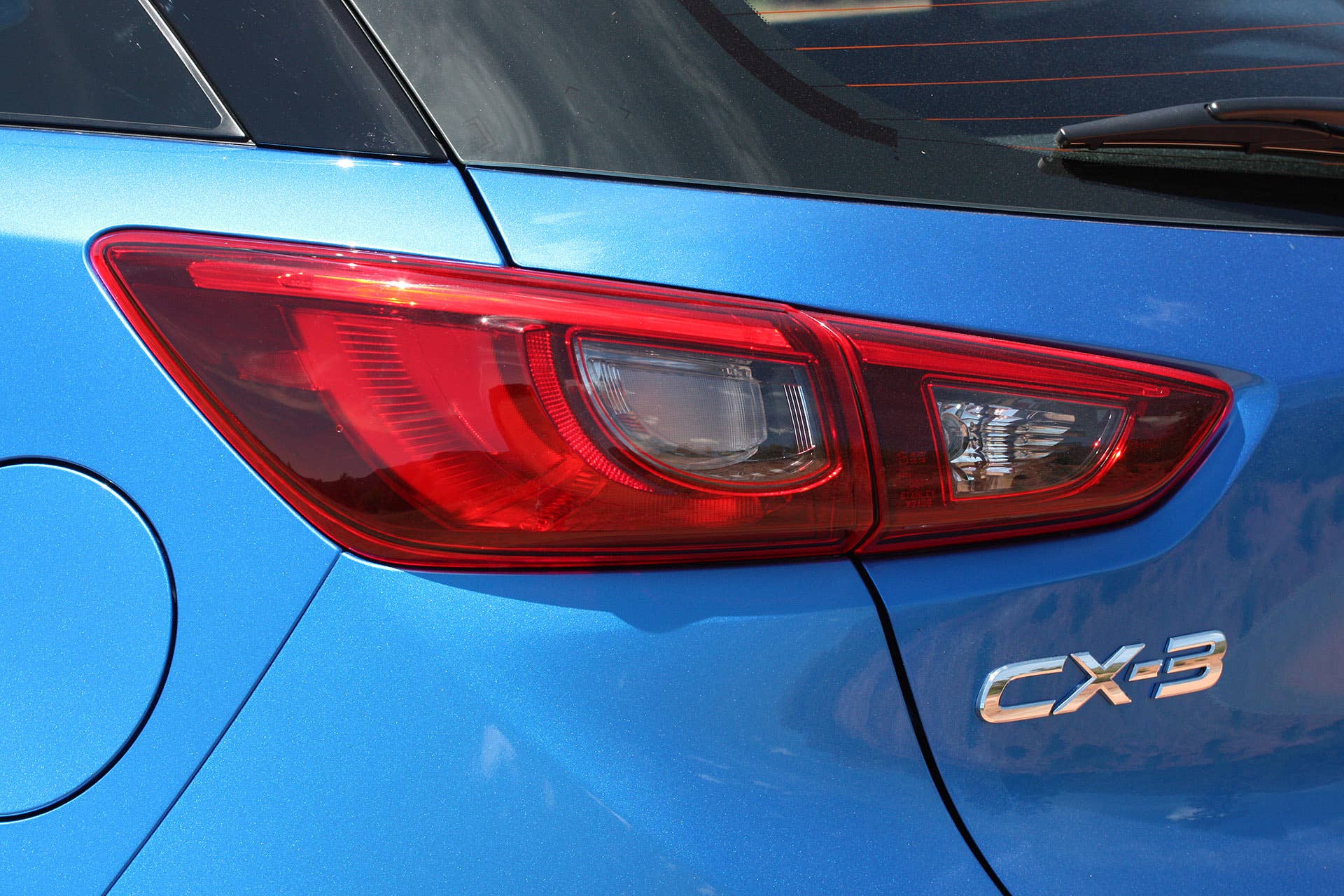 2016 Mazda CX-3 taillight
