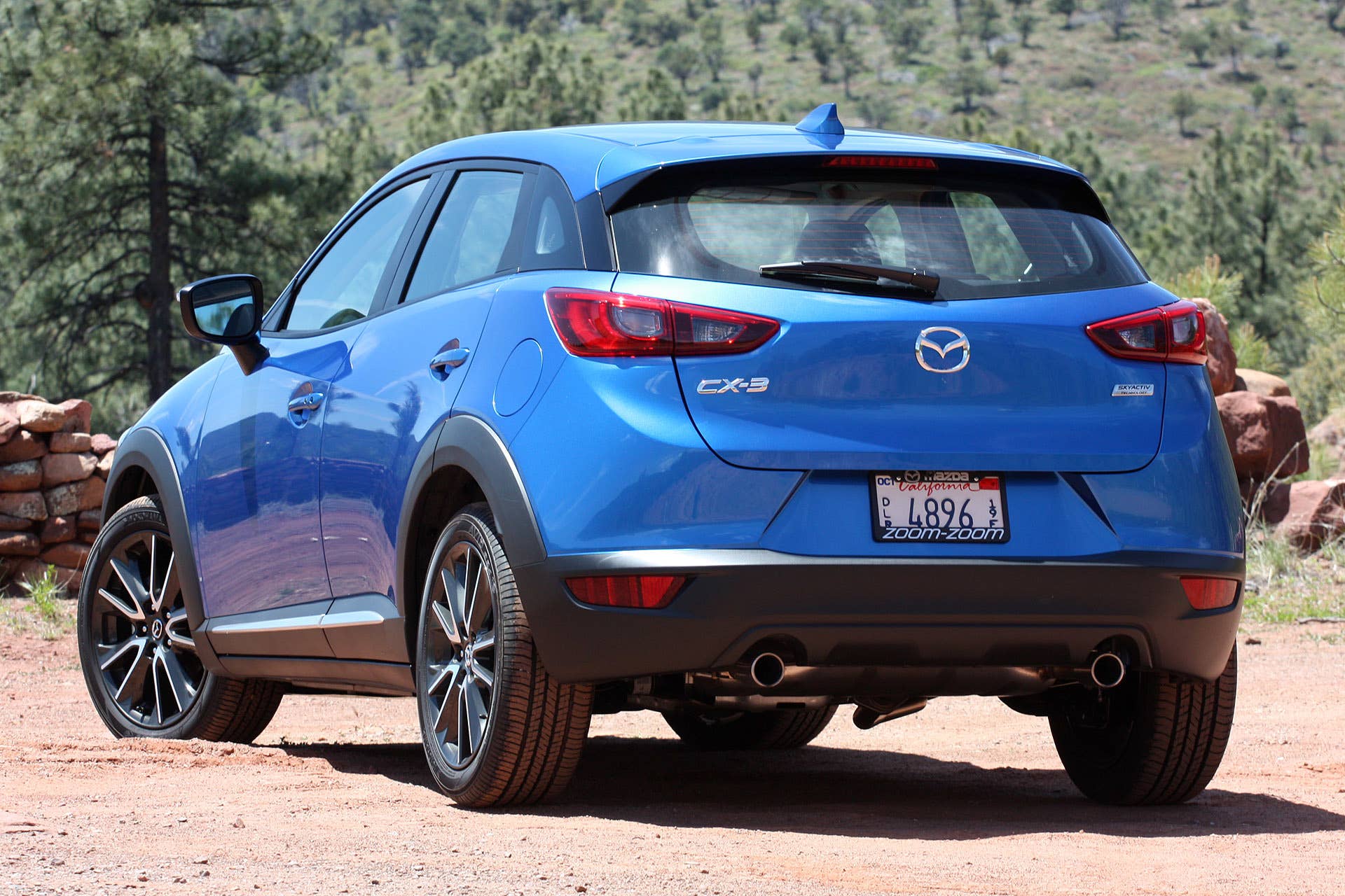 2016 Mazda CX-3 rear 3/4 view