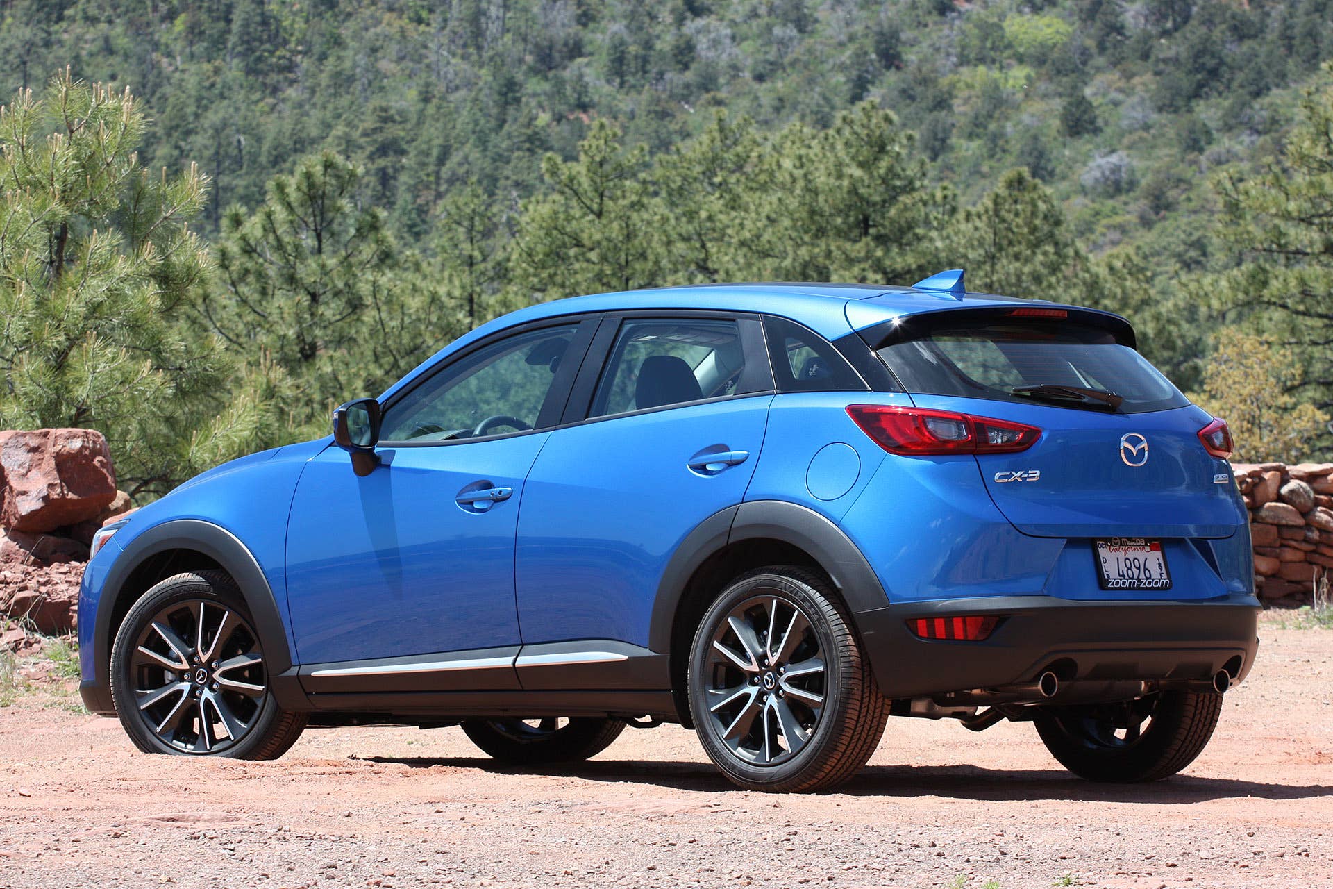 2016 Mazda CX-3 rear 3/4 view