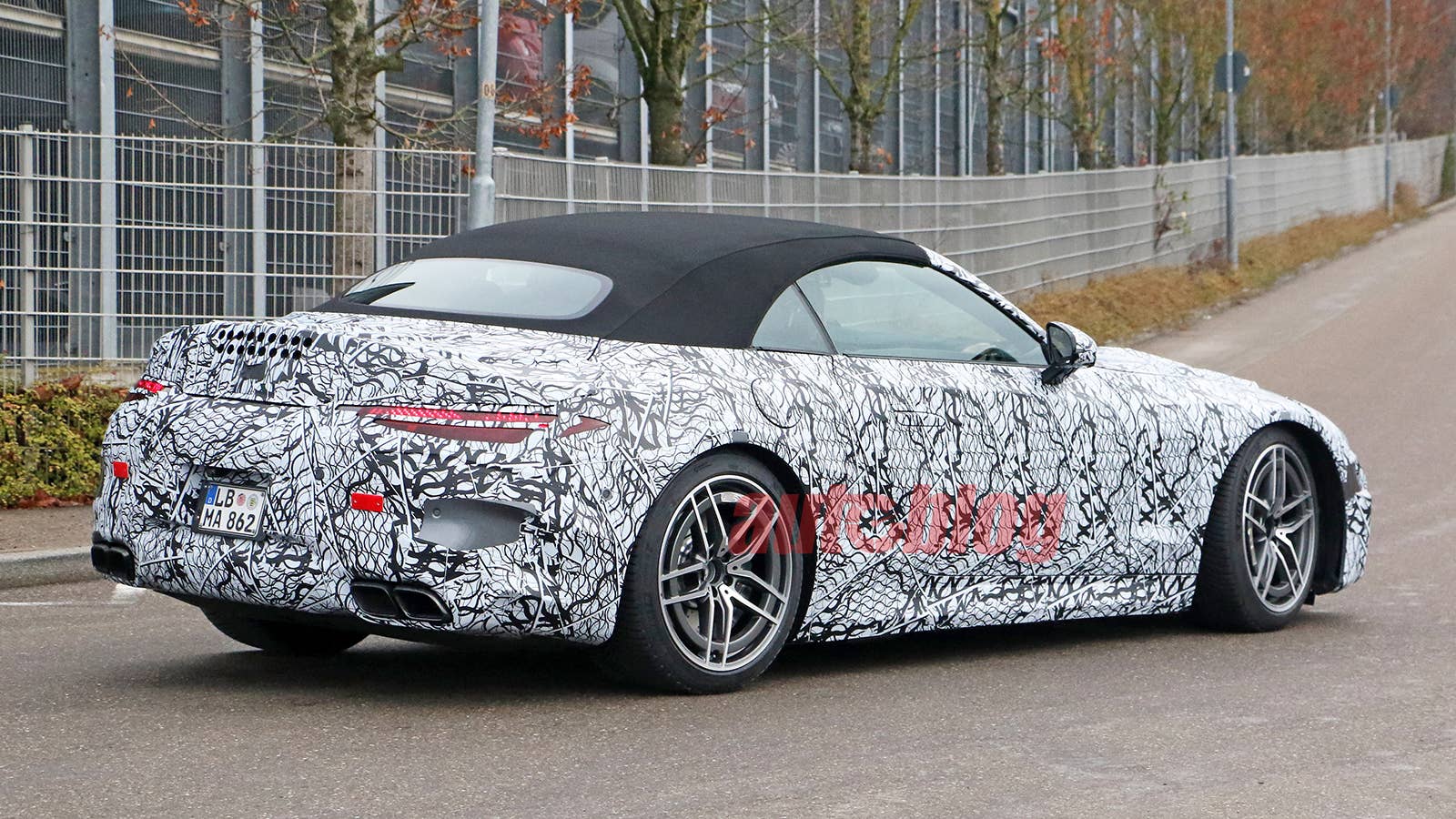 Mercedes-AMG SL 63 prototype