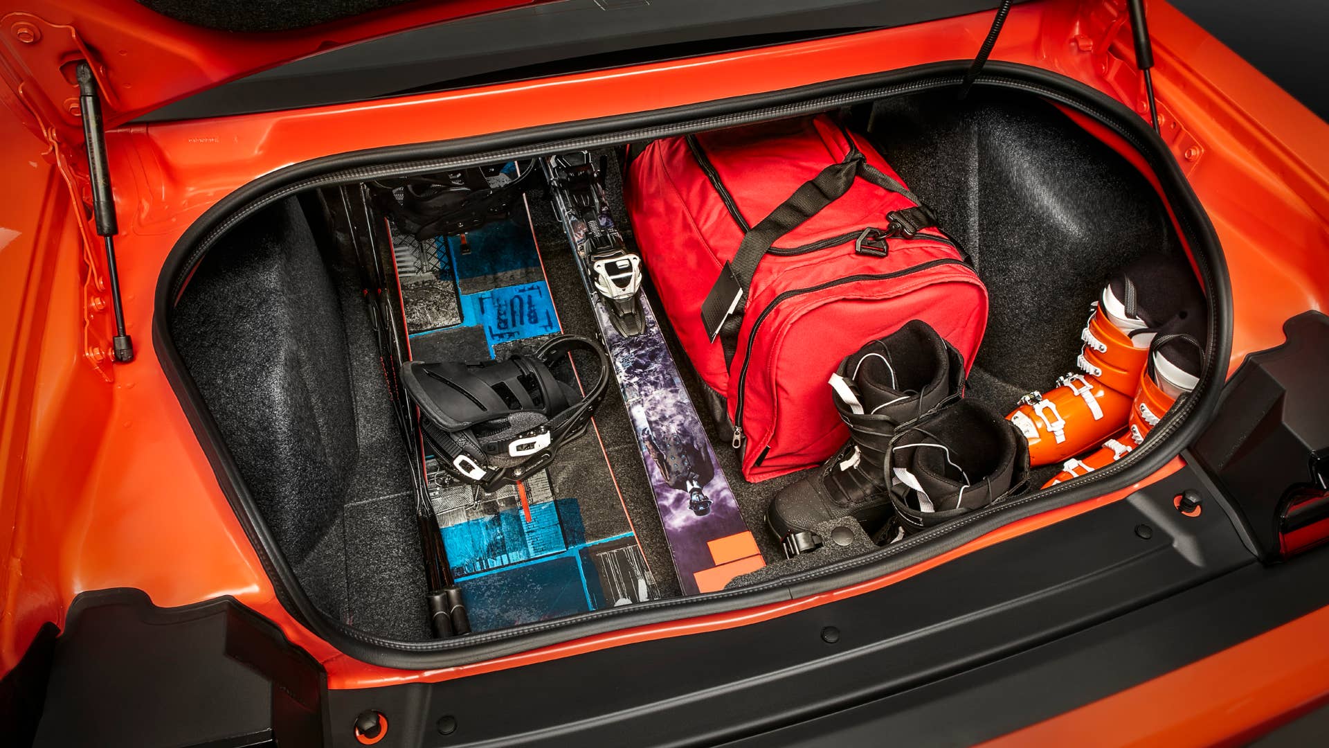 2020 Dodge Challenger GT AWD trunk