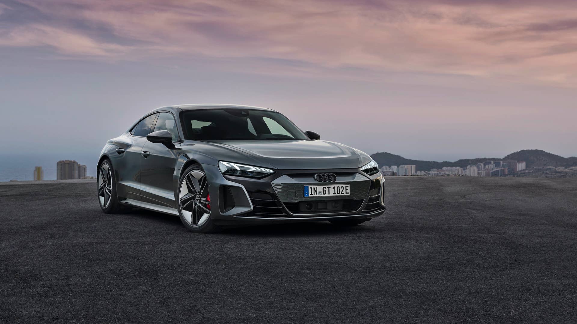Static photo, Colour: Daytona grey