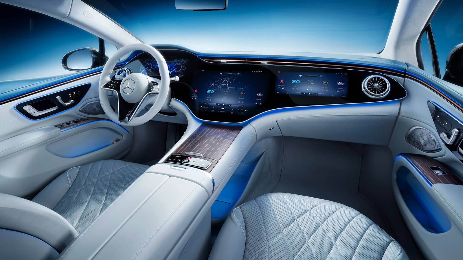 Mercedes-EQ, EQS 580 4MATIC, Interieur, Nevagrau/ Iridescentblau, AMG-Line, Edition 1; MBUX Hyperscreen; ( Stromverbrauch kombiniert: 20,0-16,9 kWh/100 km; CO2-Emissionen kombiniert: 0 g/km) // Mercedes-EQ, EQS 580 4MATIC, Interior, neva gray/ iridescent blue, AMG-Line, Edition 1; MBUX Hyperscreen ; (combined electrical consumption: 20.0-16.9 kWh/100 km; combined CO2 emissions: 0 g/km)