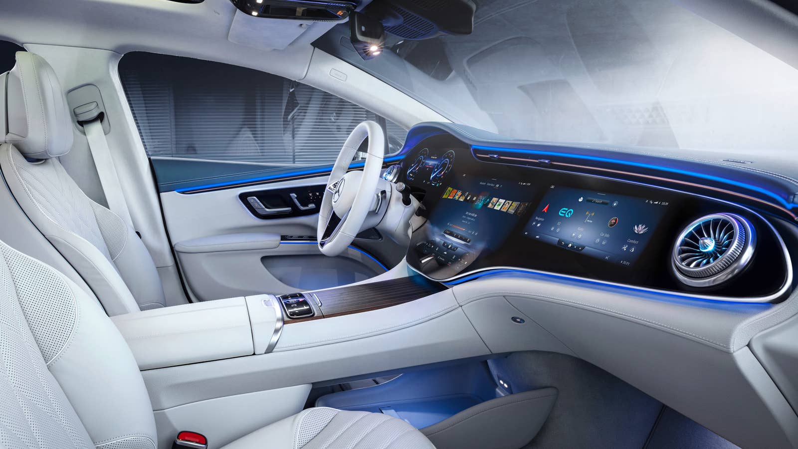 Mercedes-EQ, EQS 580 4MATIC, Interieur, Nevagrau/ Iridescentblau, AMG-Line, Edition 1; ;( Stromverbrauch kombiniert: 20,0-16,9 kWh/100 km; CO2-Emissionen kombiniert: 0 g/km) // Mercedes-EQ, EQS 580 4MATIC, Interior, neva gray/ iridescent blue, AMG-Line, Edition 1; (combined electrical consumption: 20.0-16.9 kWh/100 km; combined CO2 emissions: 0 g/km)