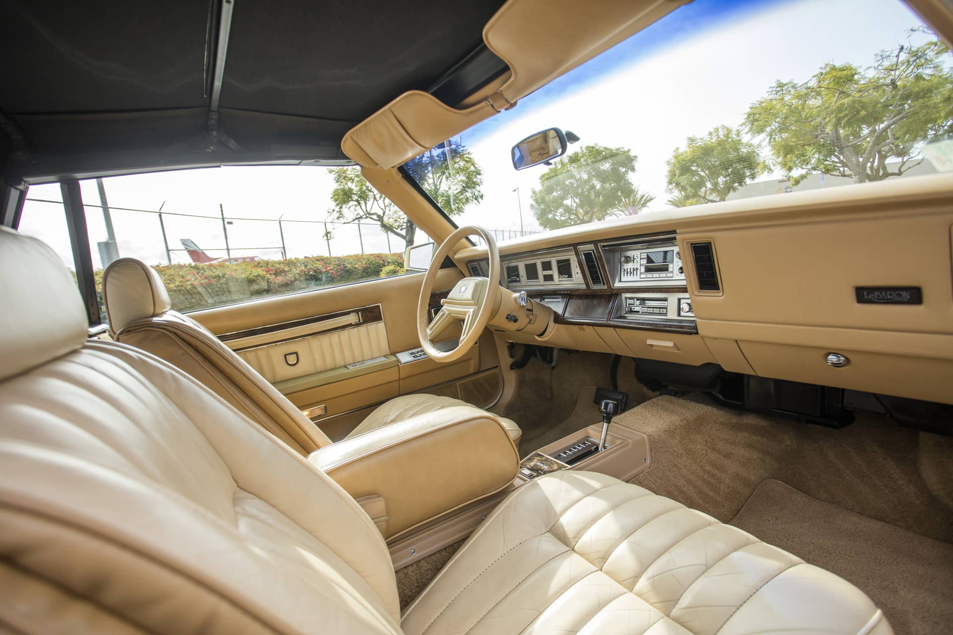 1986 Chrysler LeBaron Town  &  Country Convertible