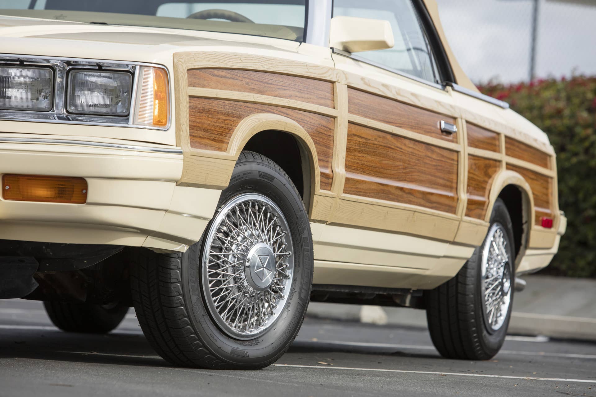 1986 Chrysler LeBaron Town  &  Country Convertible