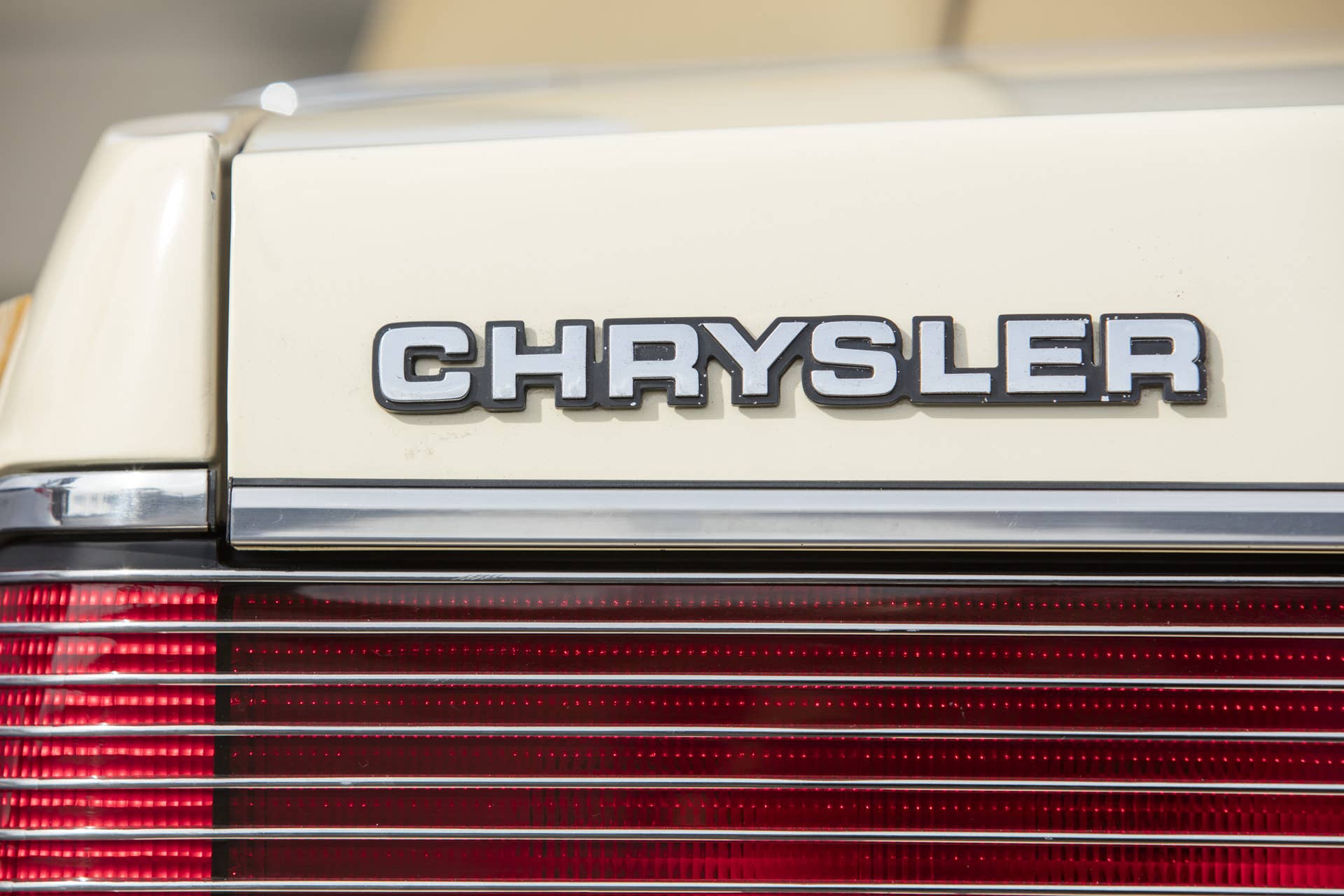 1986 Chrysler LeBaron Town  &  Country Convertible